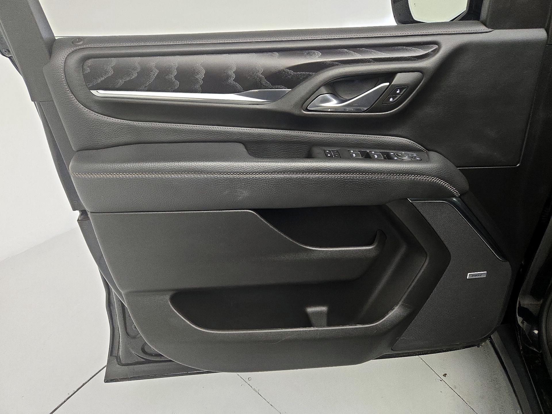 Thumbnail: 2023 GMC Yukon - 12