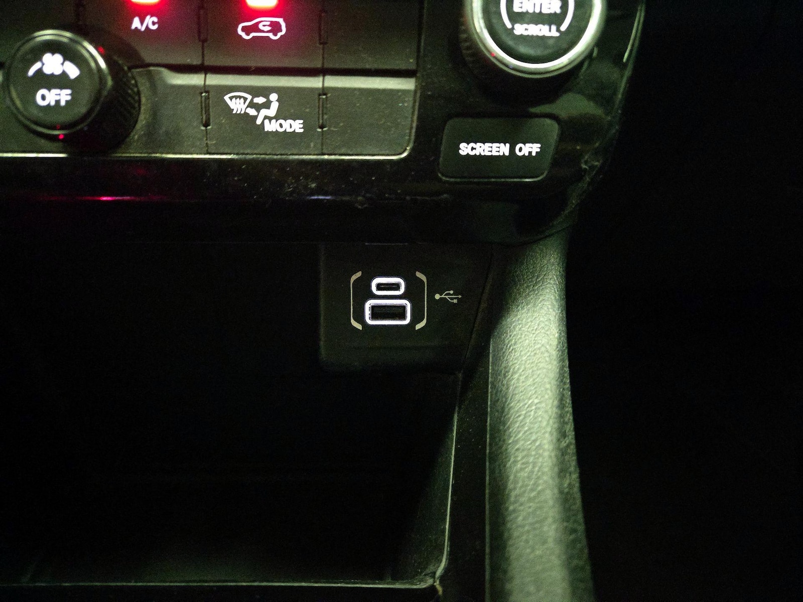 2022 Jeep Compass Latitude - Photo 19
