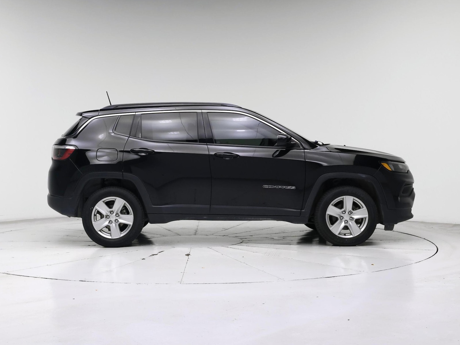 2022 Jeep Compass Latitude - Photo 8