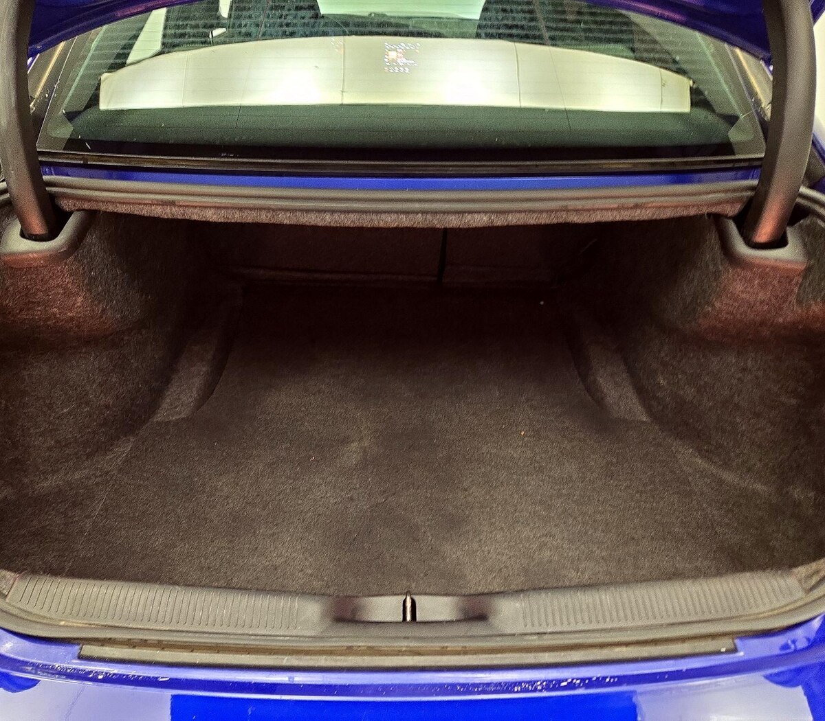 Trunk/Cargo (Seats Up)