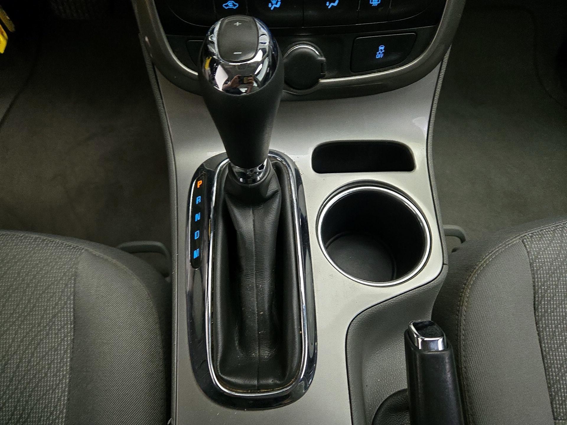 Thumbnail: 2016 Chevrolet Malibu - 16