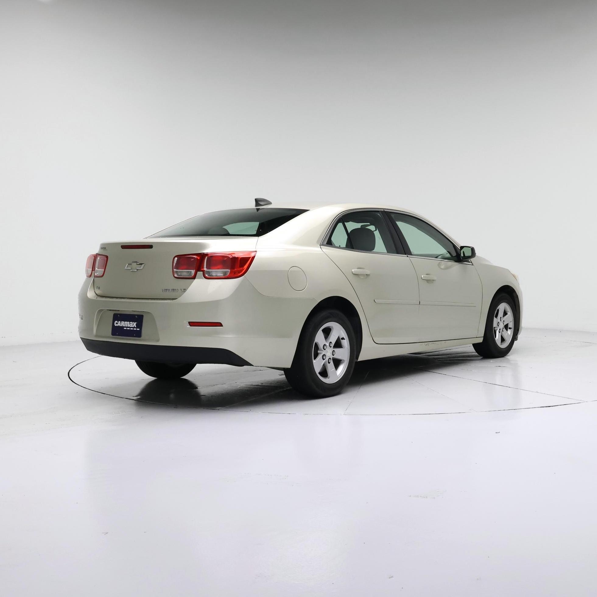 Thumbnail: 2016 Chevrolet Malibu - 8