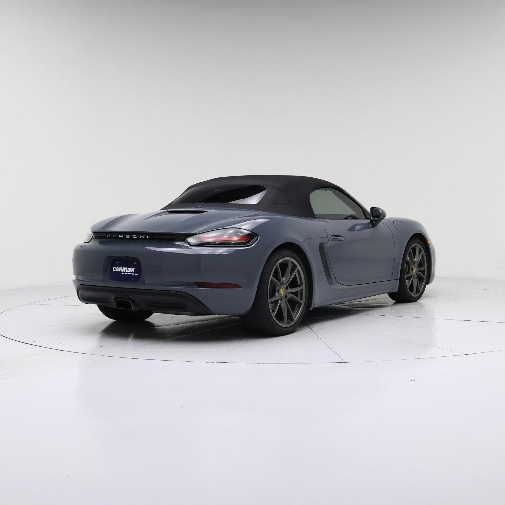 Thumbnail: 2017 Porsche 718 Boxster - 8