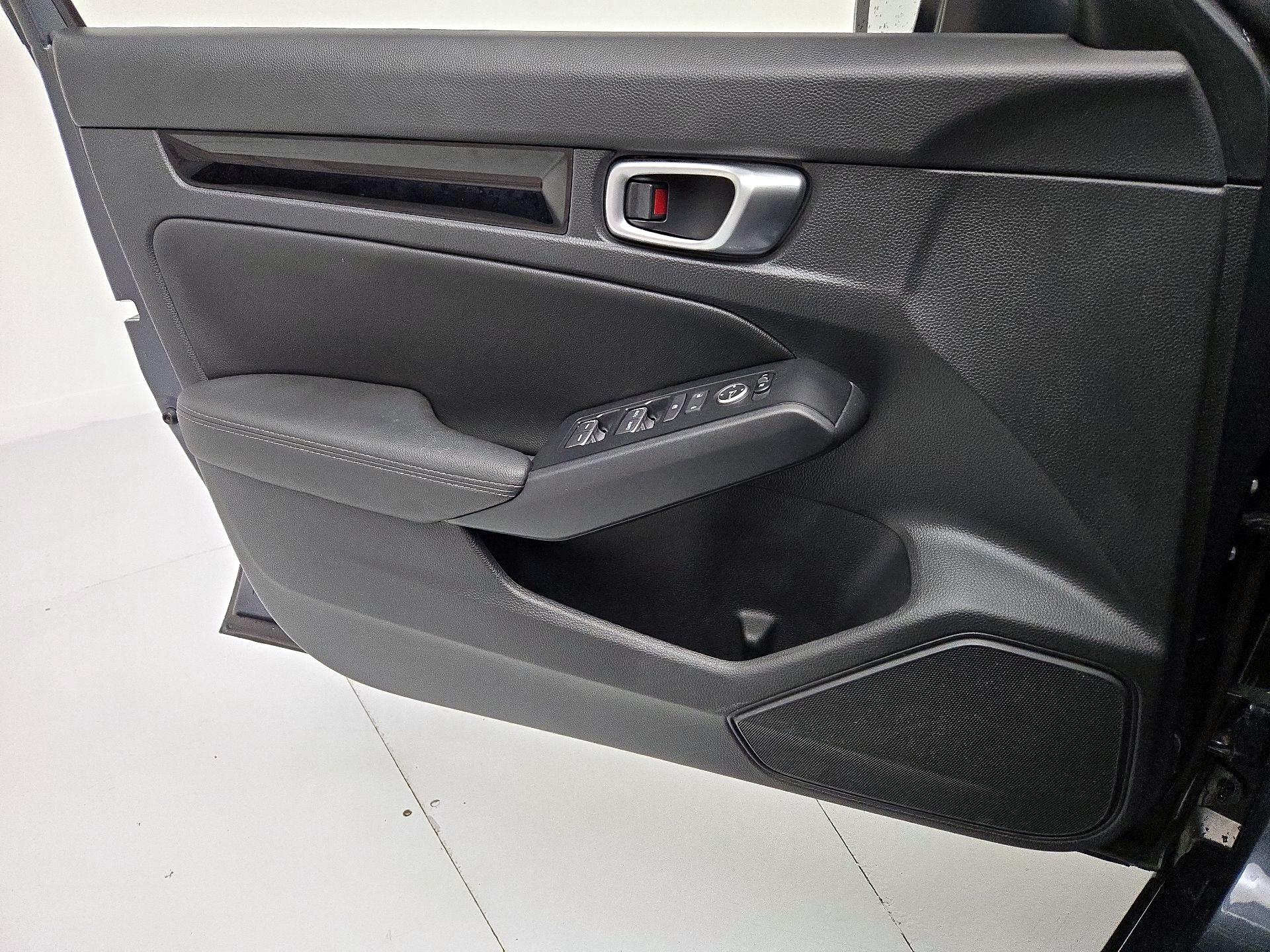 Thumbnail: 2023 Honda Civic - 12