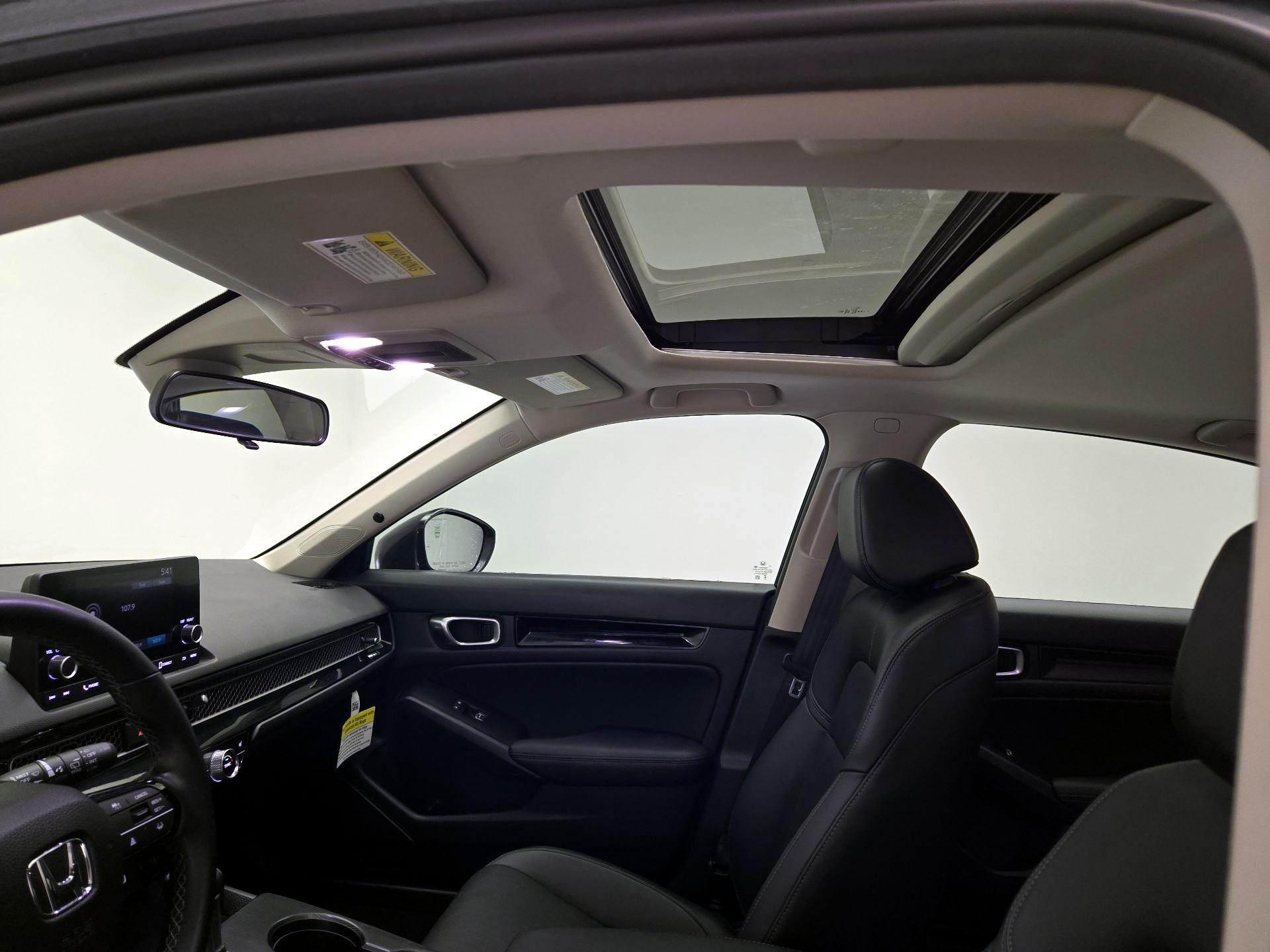 Thumbnail: 2023 Honda Civic - 18