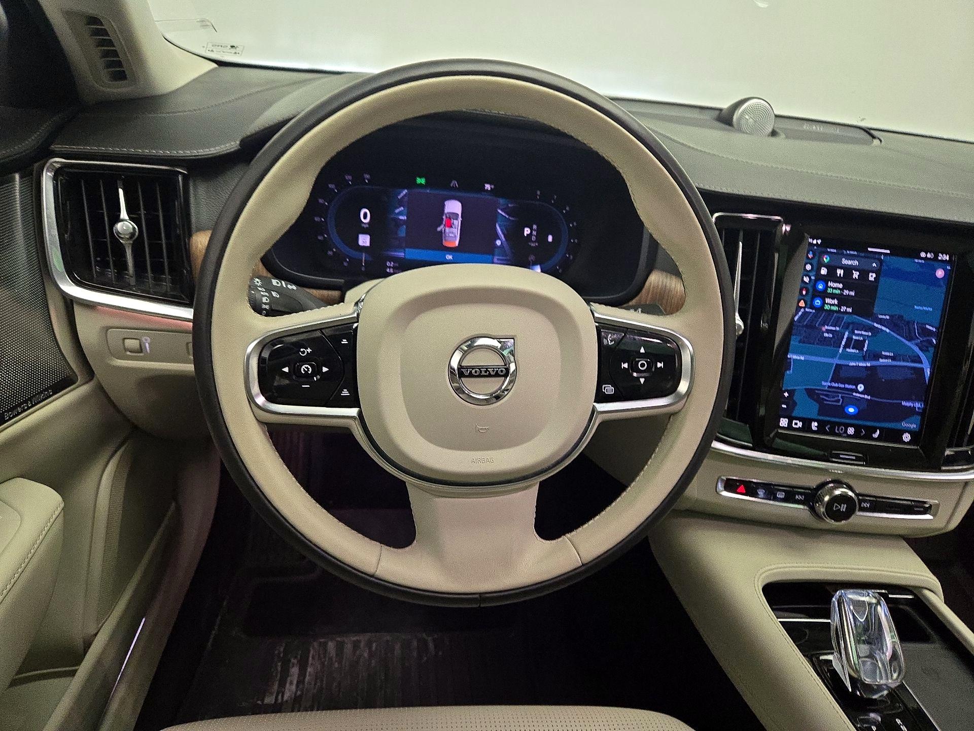 Thumbnail: 2022 Volvo S90 - 10