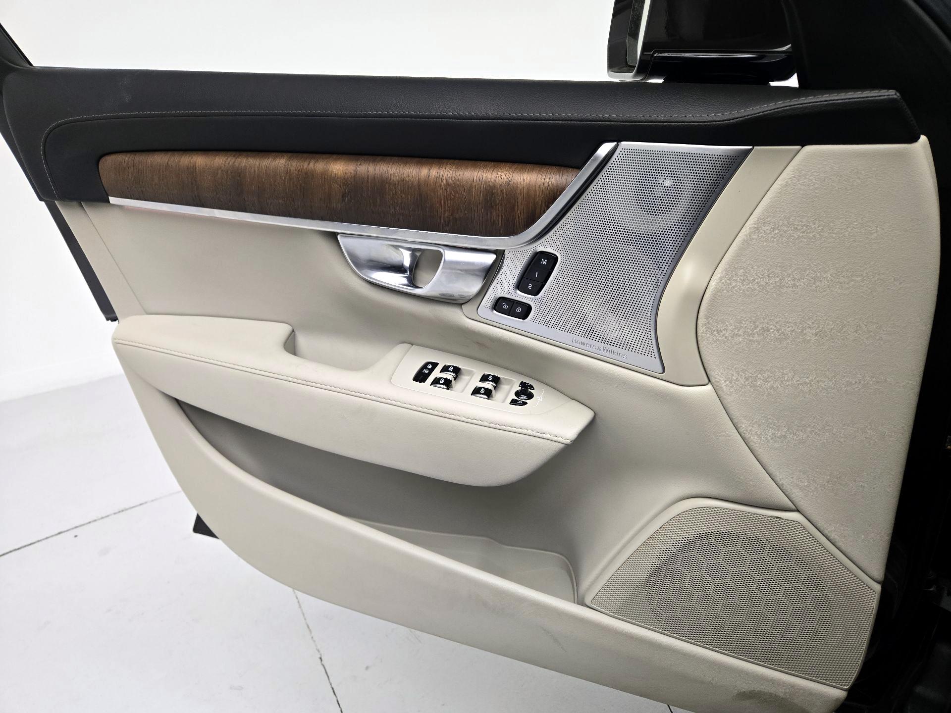 Thumbnail: 2022 Volvo S90 - 12