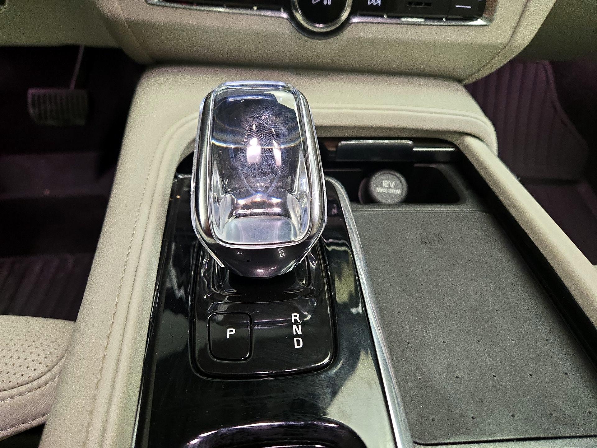 Thumbnail: 2022 Volvo S90 - 18