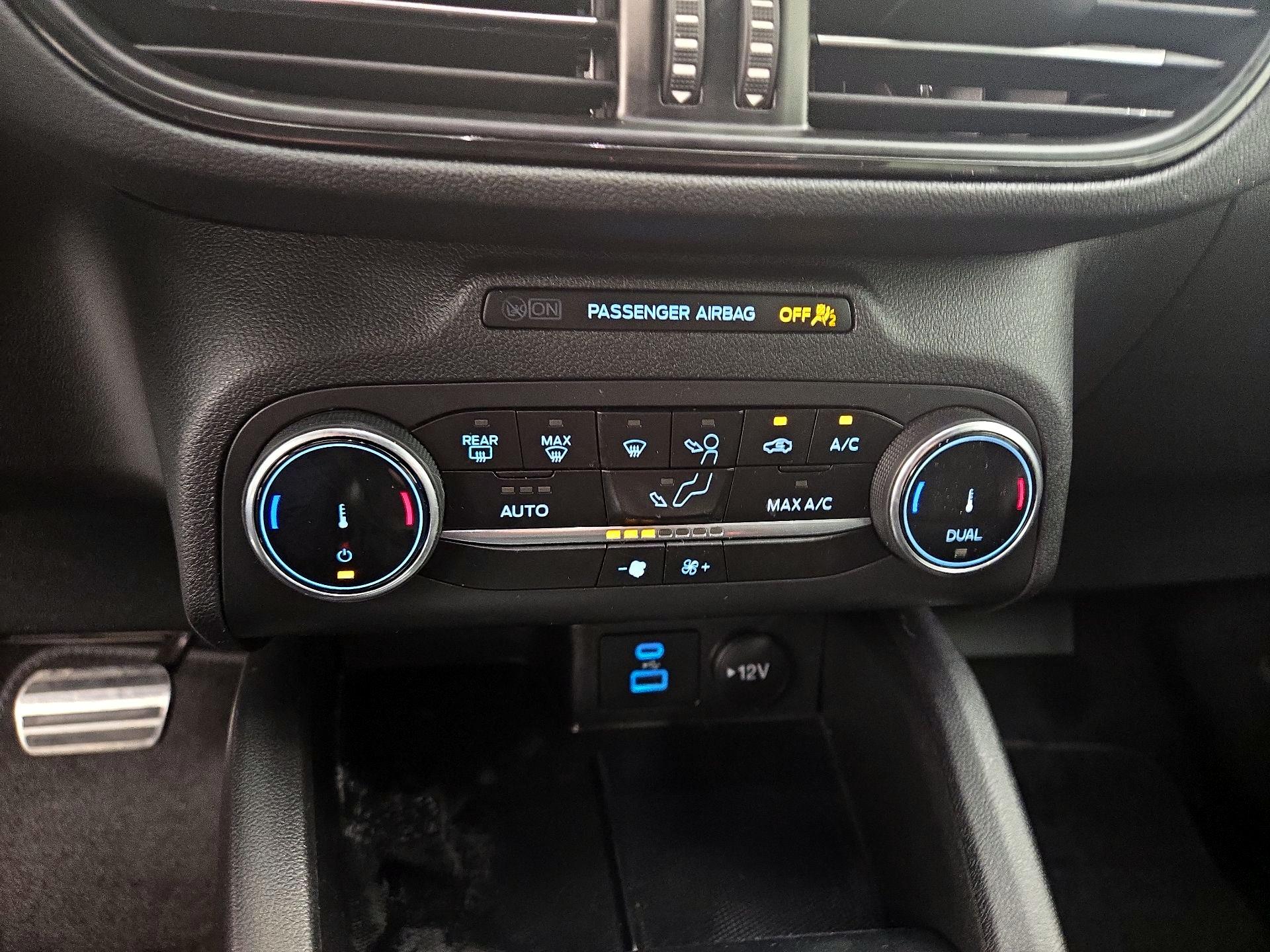 Thumbnail: 2023 Ford Escape - 16