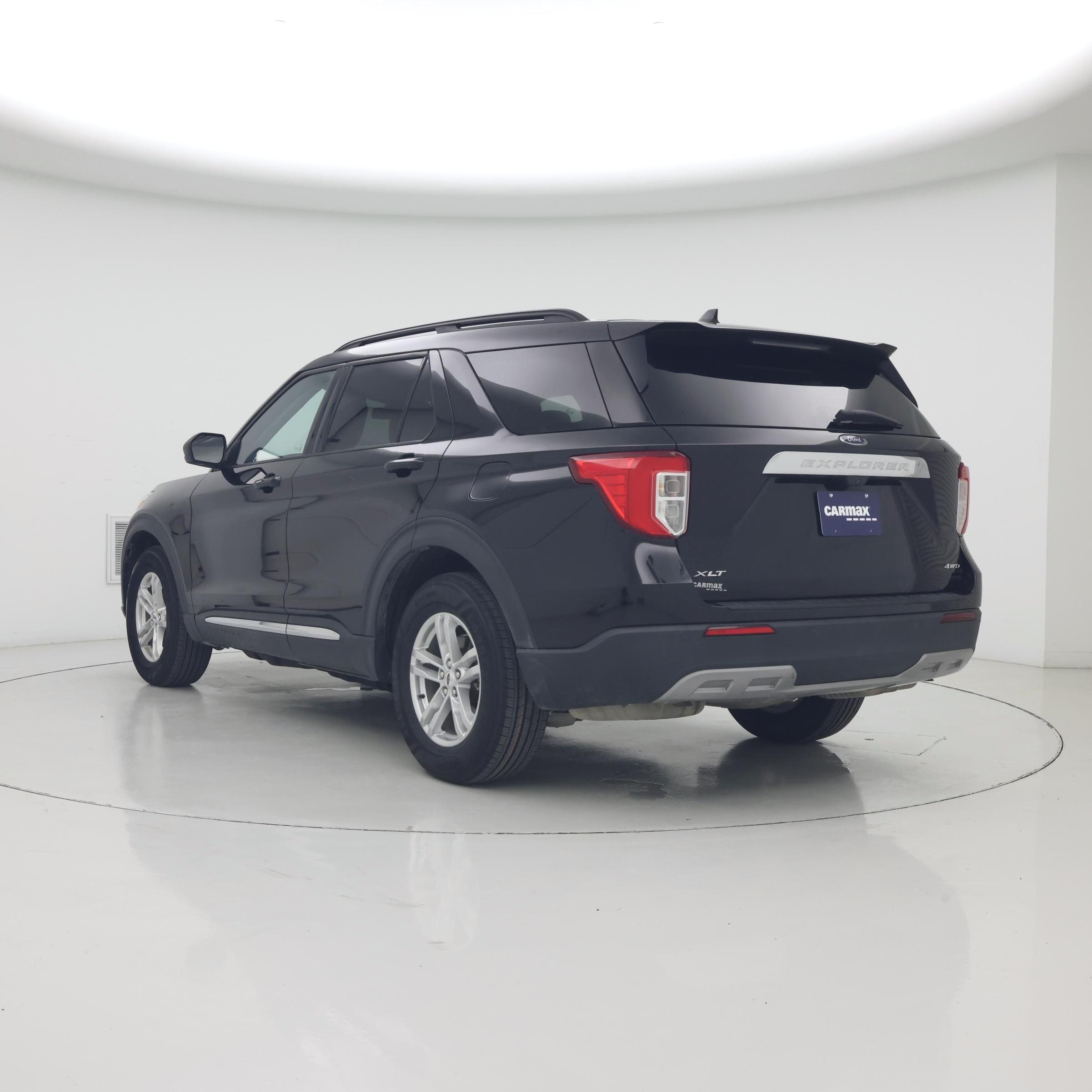 Thumbnail: 2022 Ford Explorer - 2