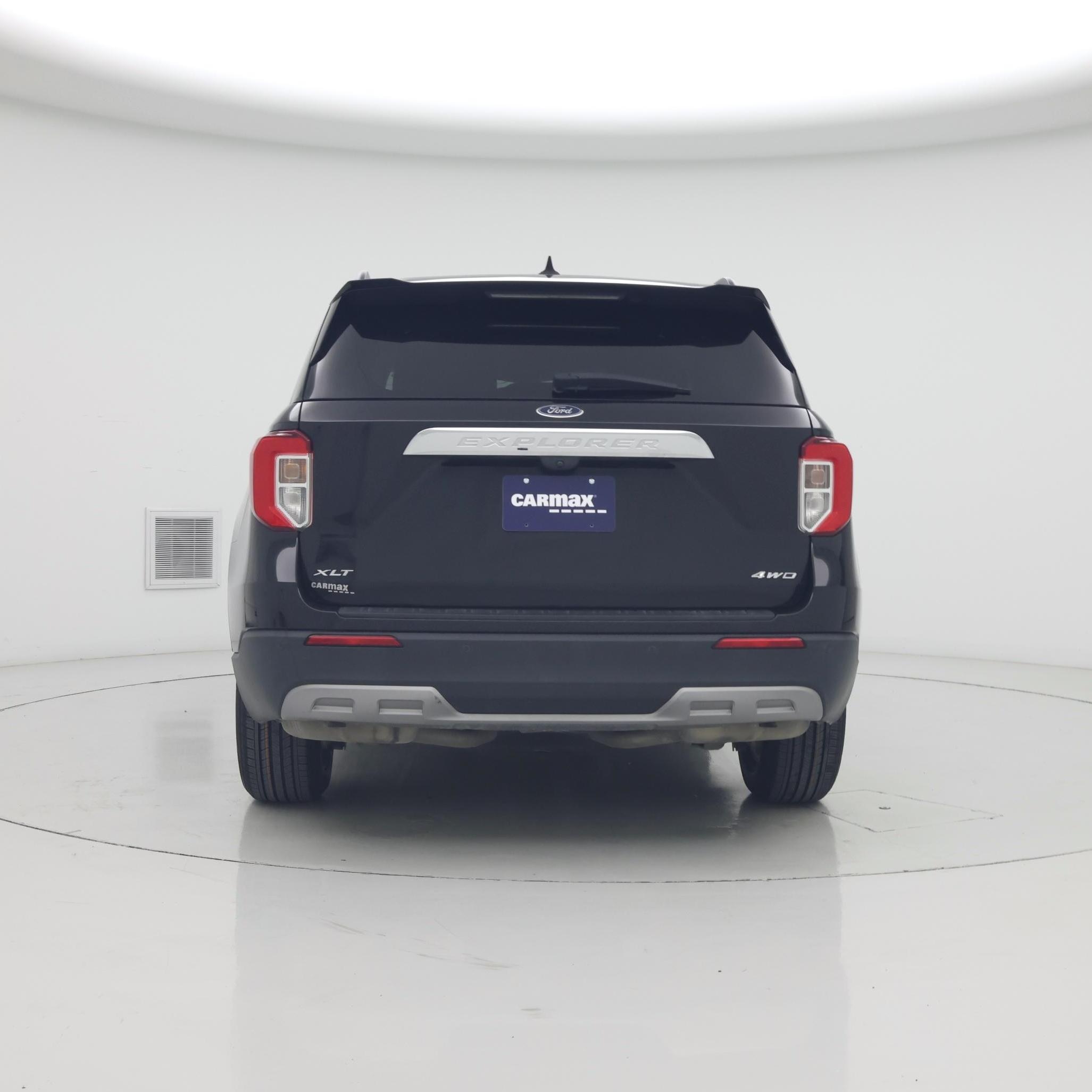 Thumbnail: 2022 Ford Explorer - 6