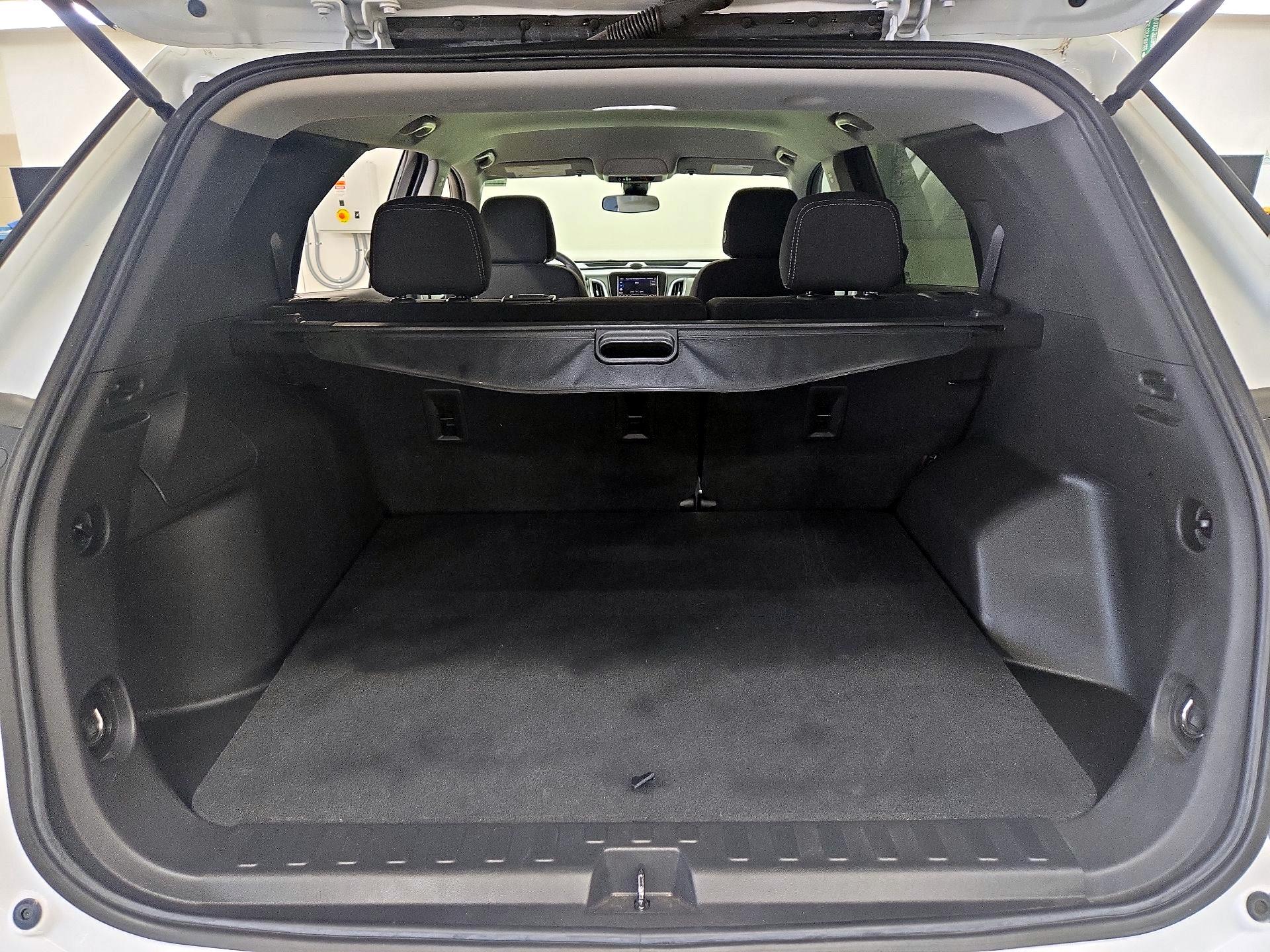 Thumbnail: 2022 Chevrolet Equinox - 20