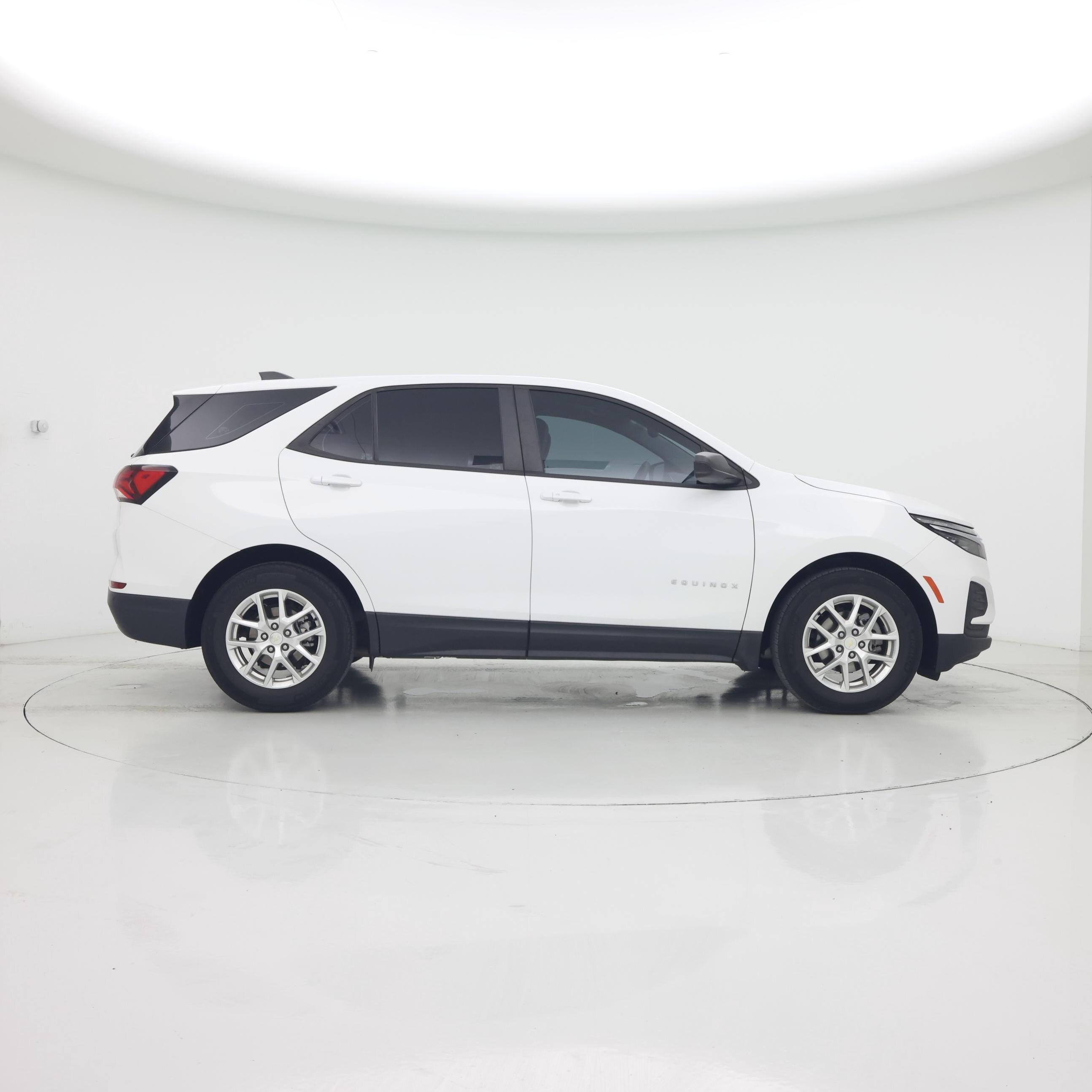 Thumbnail: 2022 Chevrolet Equinox - 7