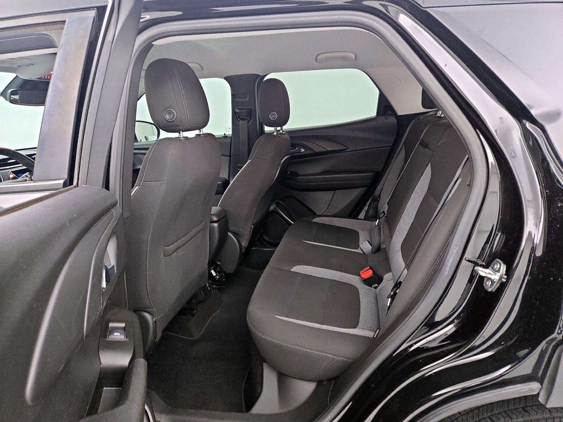 Thumbnail: 2022 Chevrolet TrailBlazer - 19