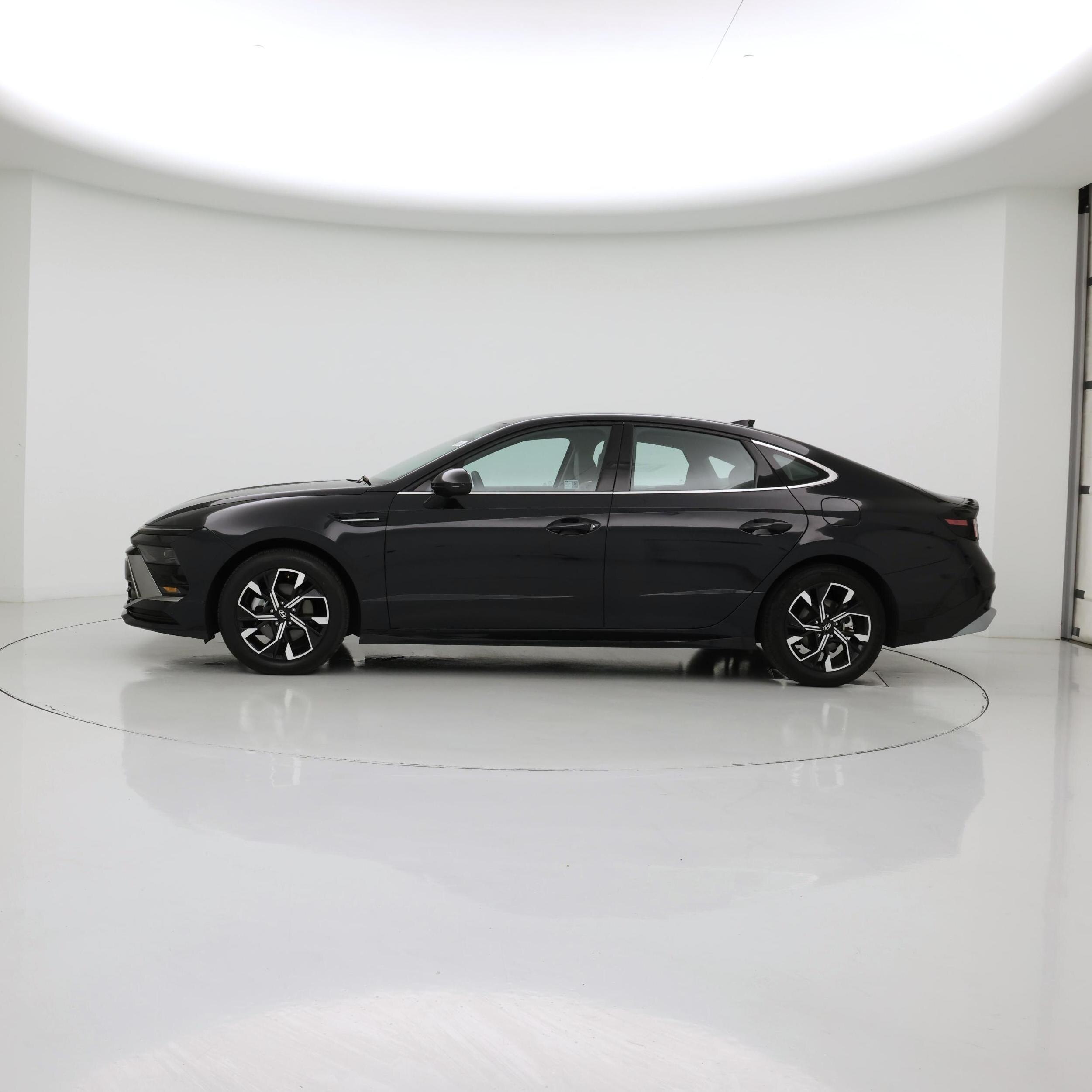 Thumbnail: 2025 Hyundai Sonata - 3