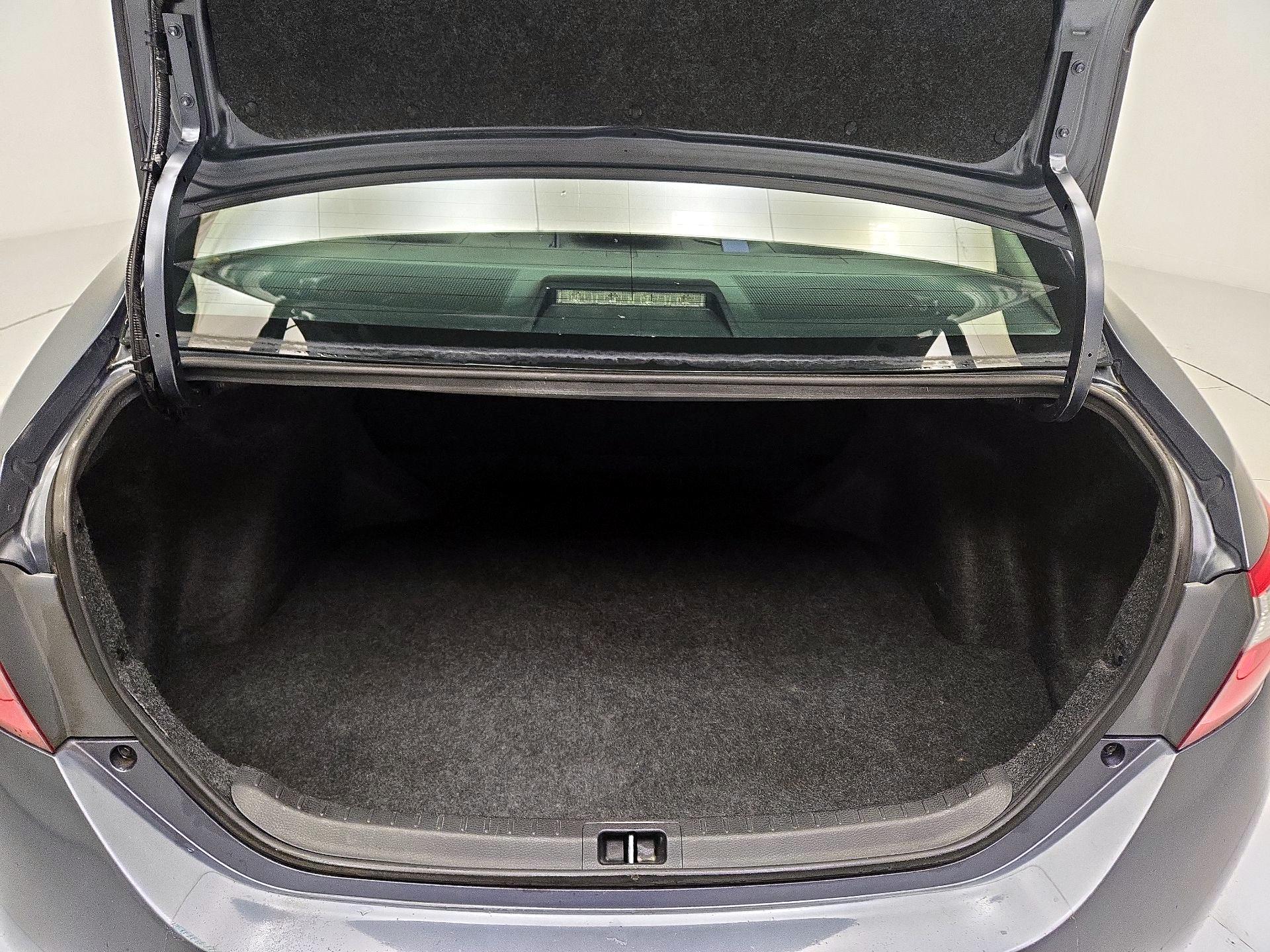 Thumbnail: 2015 Toyota Corolla - 20