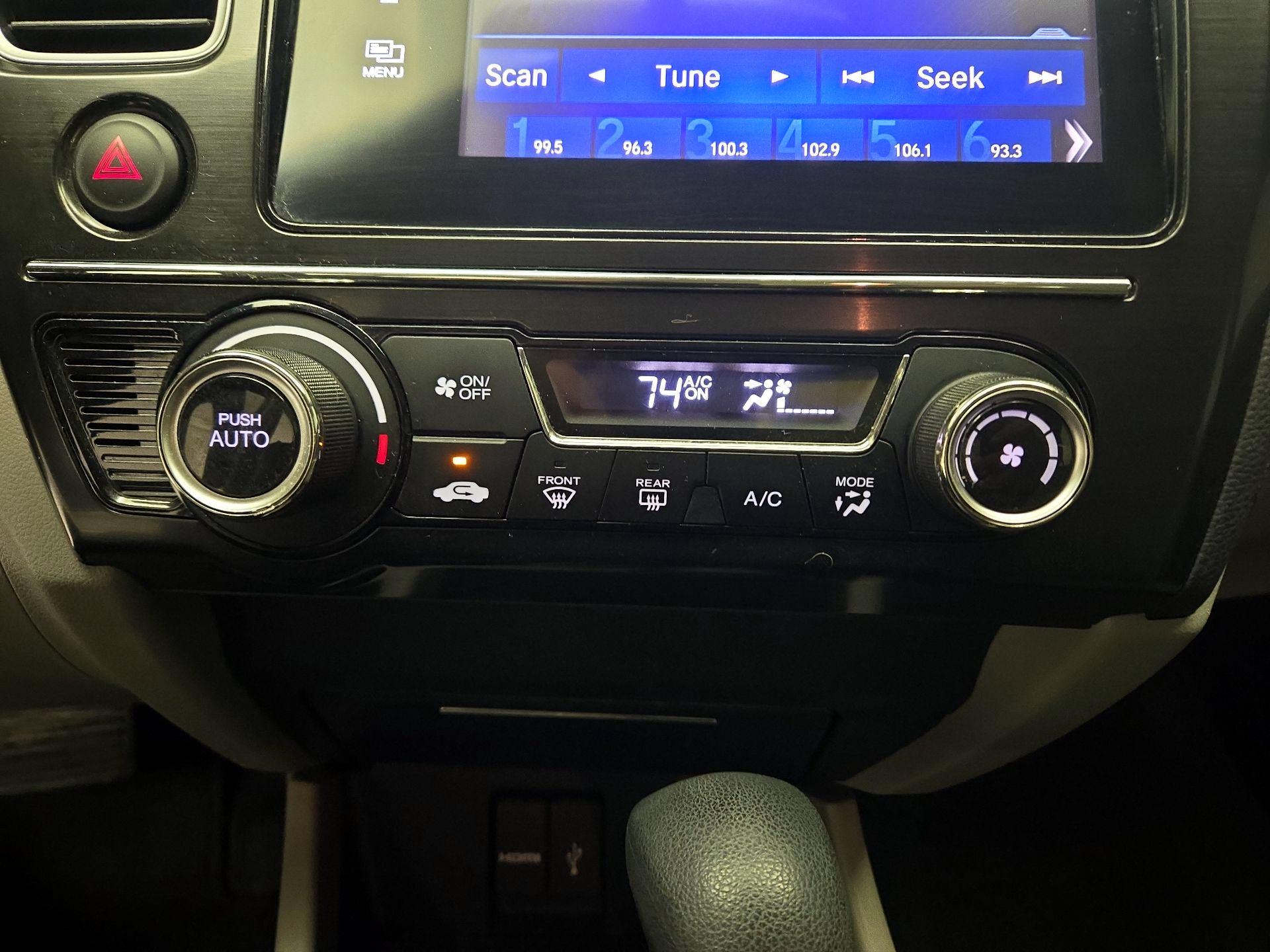 Thumbnail: 2015 Honda Civic - 15