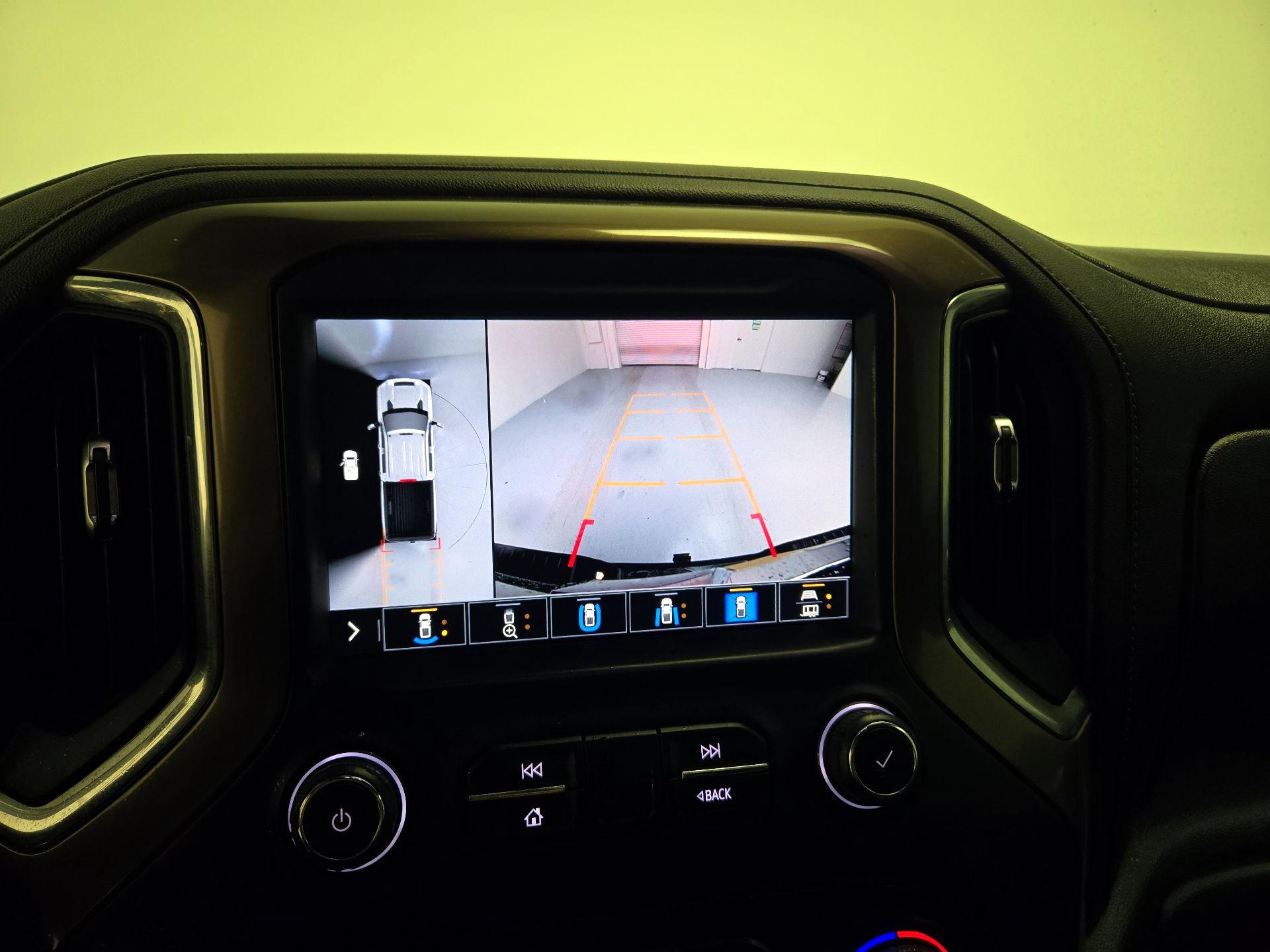 Thumbnail: 2022 Chevrolet Silverado 2500 - 13