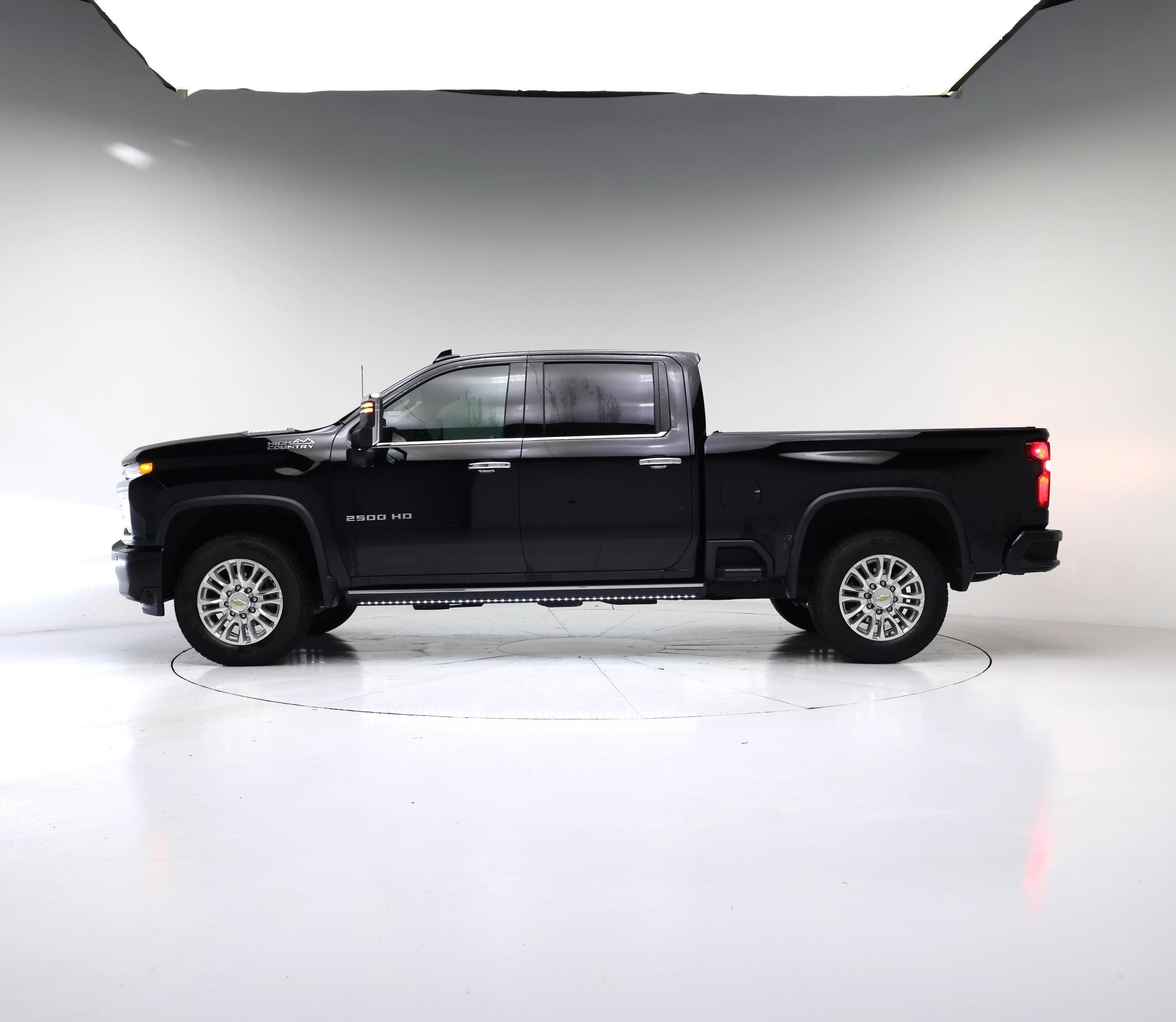 Thumbnail: 2022 Chevrolet Silverado 2500 - 3