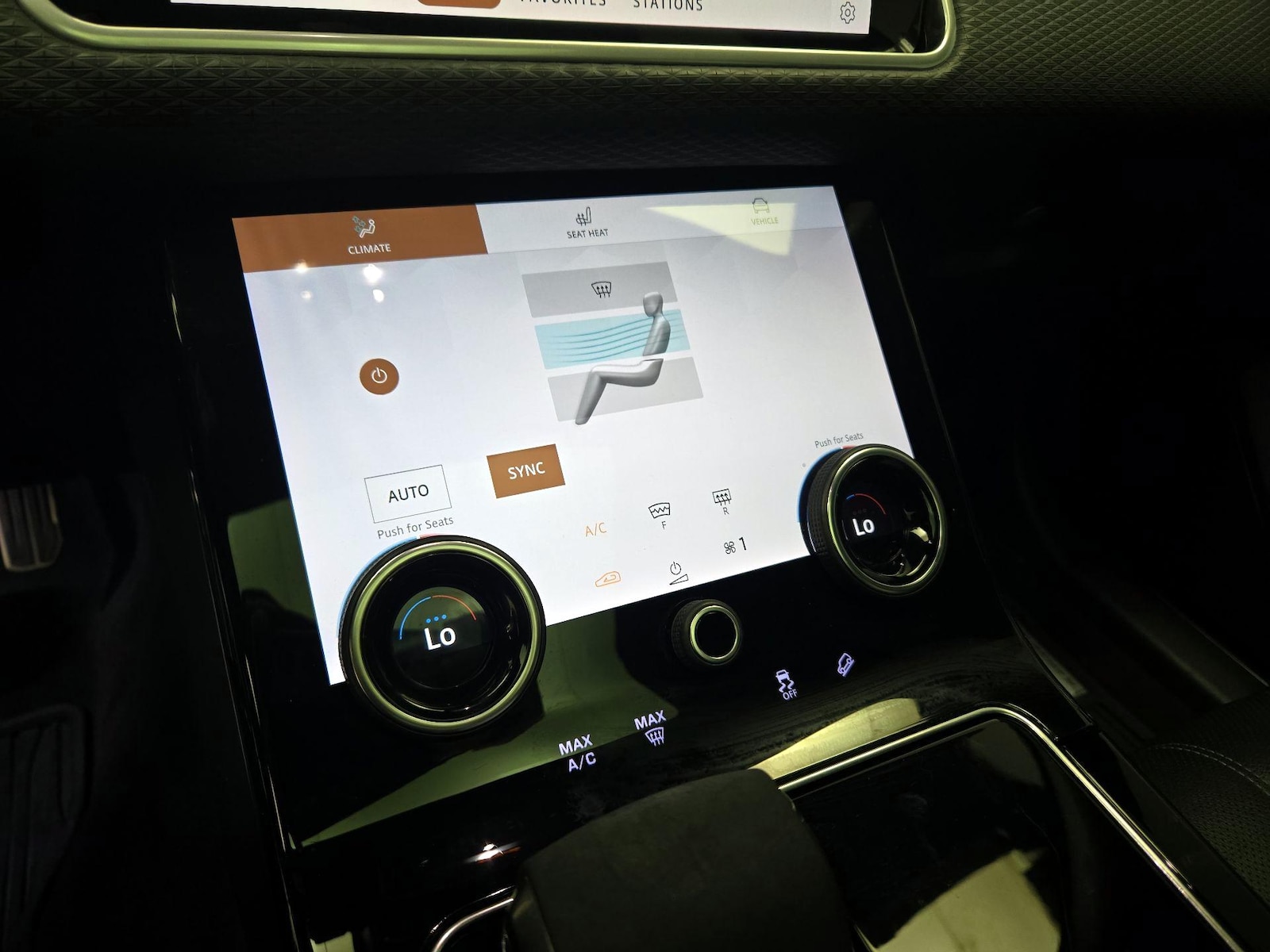 2023 Land Rover Range Rover Velar S - Photo 18