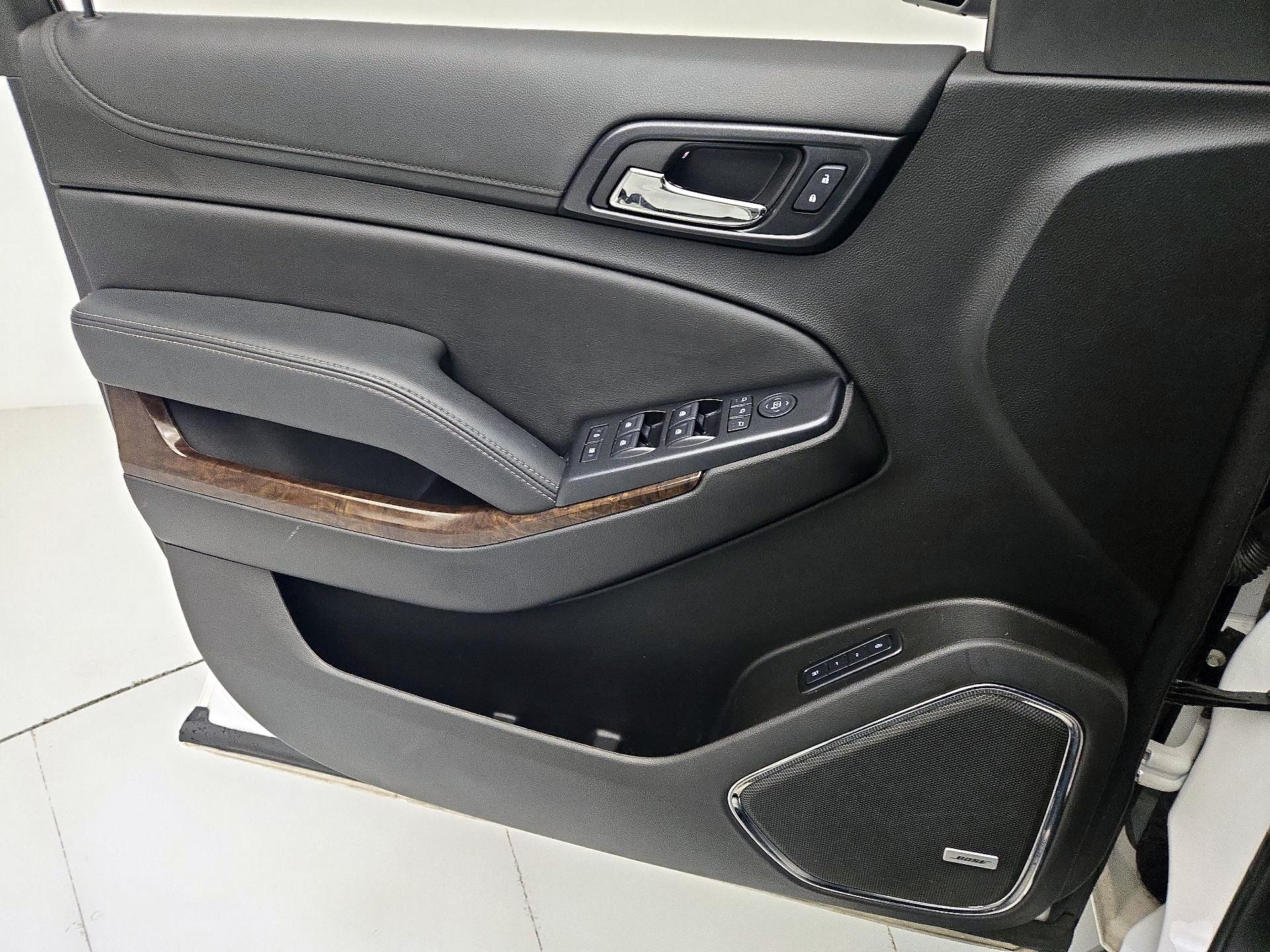 Thumbnail: 2020 Chevrolet Tahoe - 12