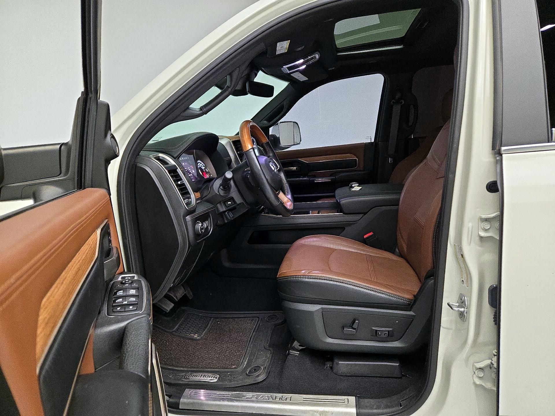 Thumbnail: 2019 RAM 3500 - 9