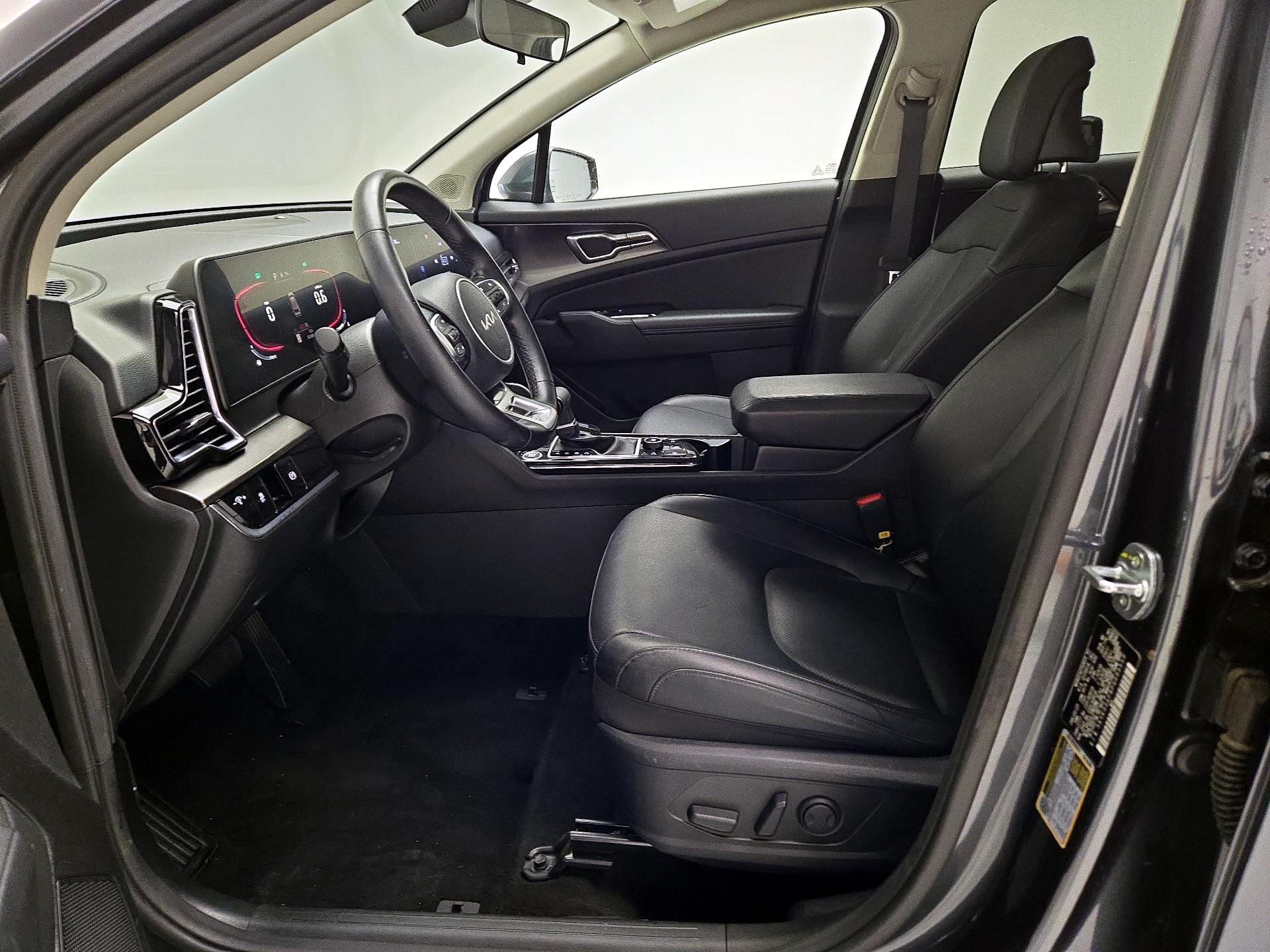 Thumbnail: 2023 Kia Sportage - 11