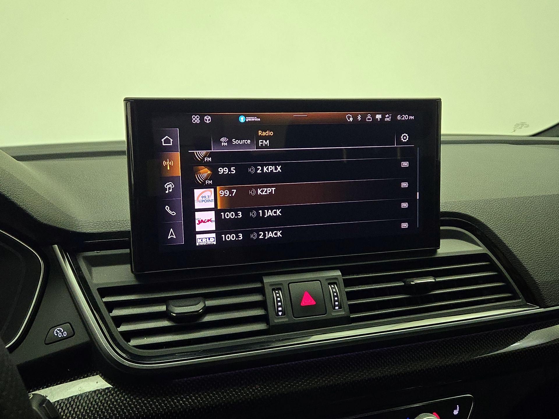 Thumbnail: 2025 Audi SQ5 - 16