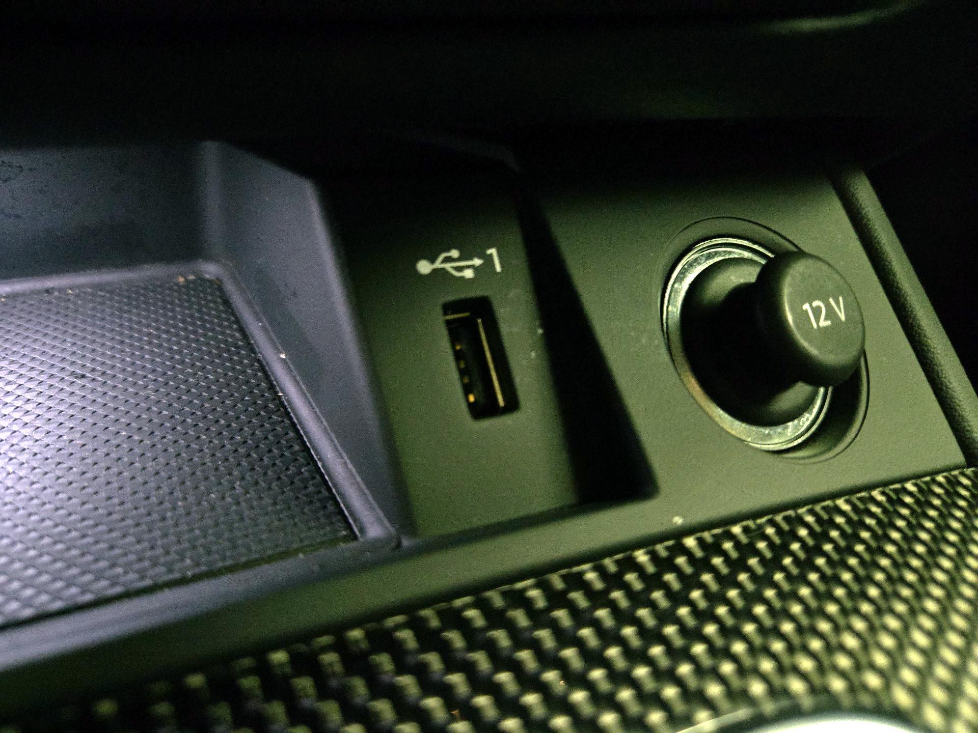 Thumbnail: 2025 Audi SQ5 - 19