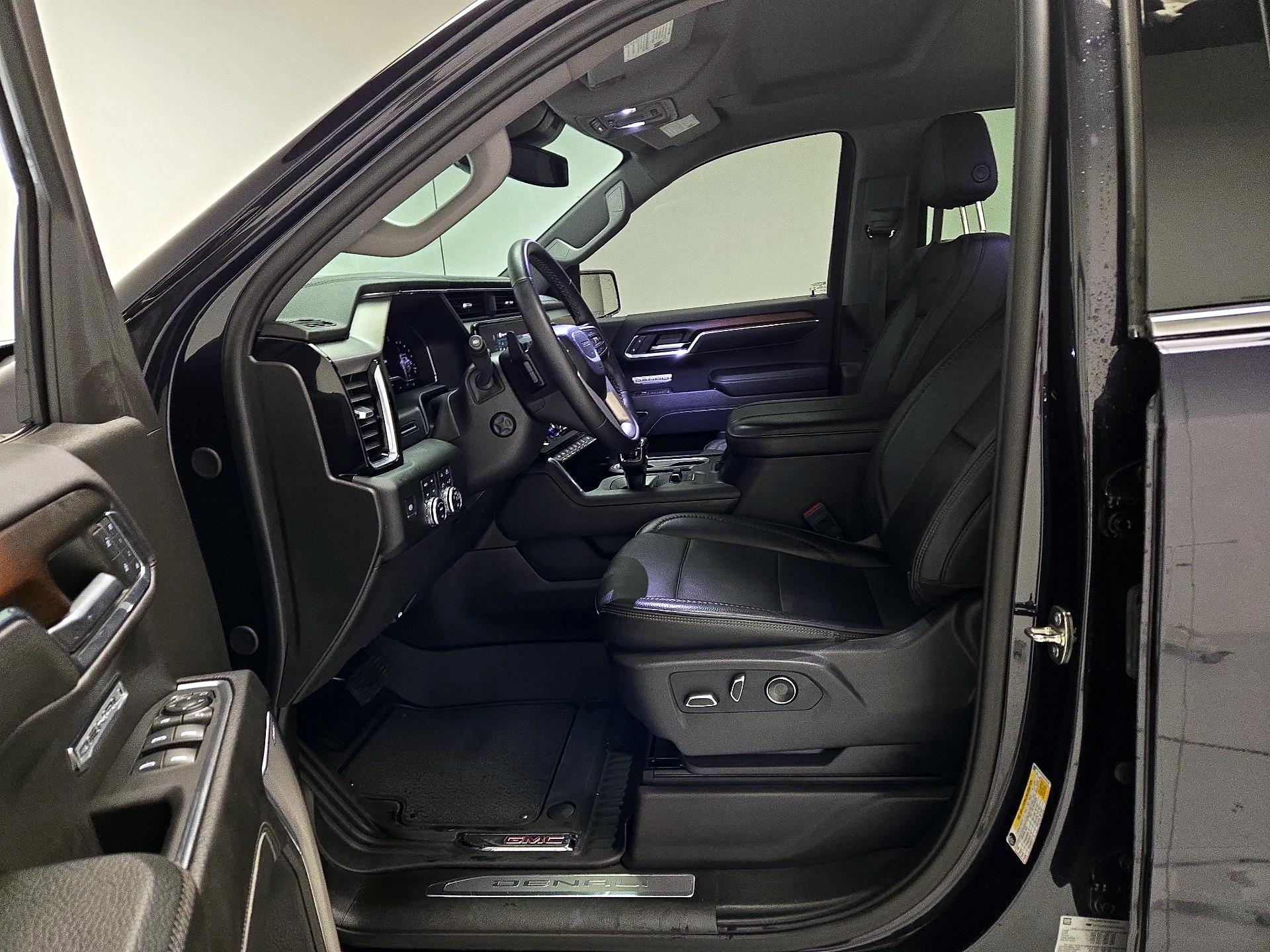 Thumbnail: 2024 GMC Sierra 1500 - 11