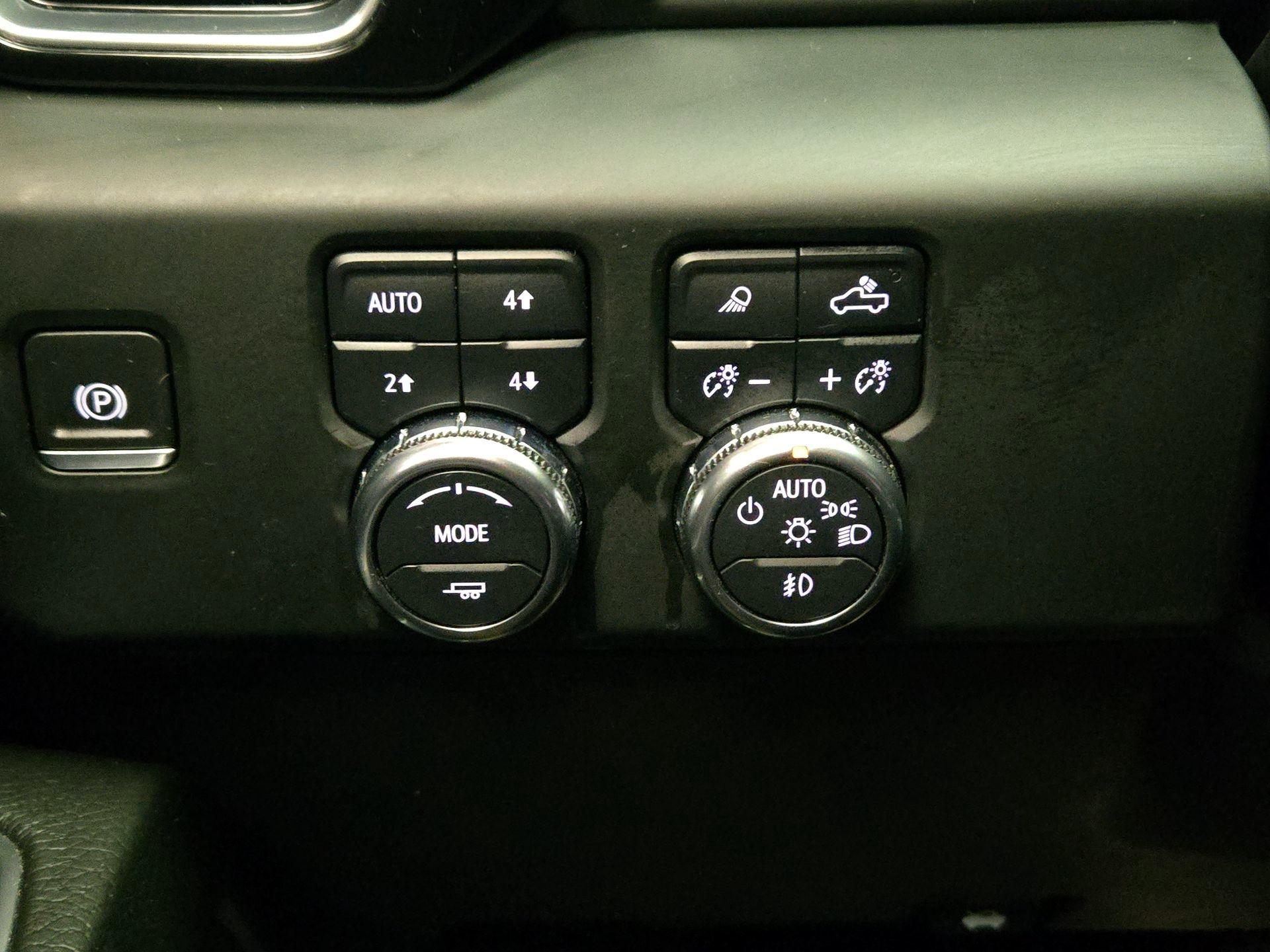 Thumbnail: 2024 GMC Sierra 1500 - 13