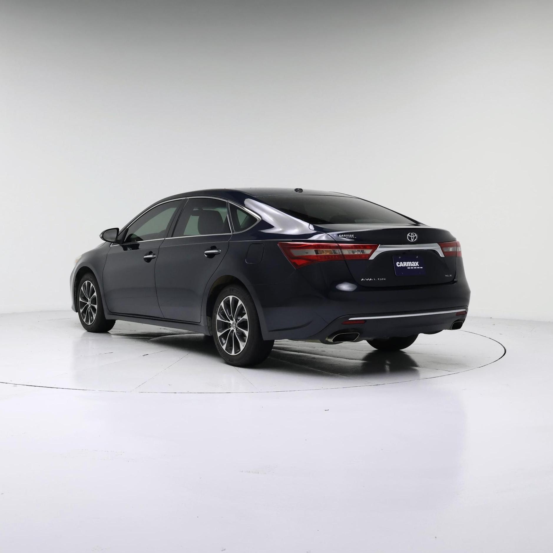 Thumbnail: 2016 Toyota Avalon - 2