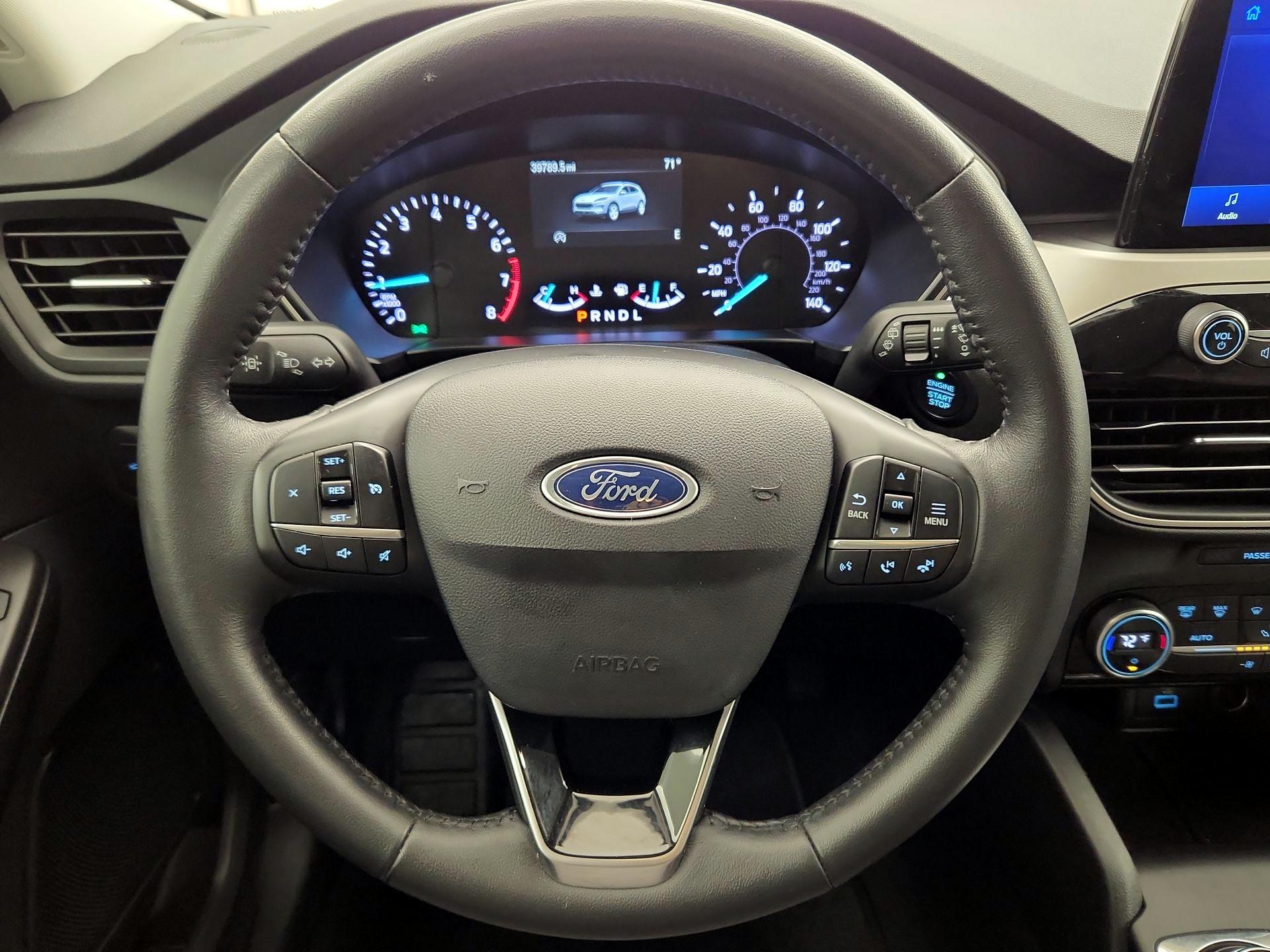 Thumbnail: 2021 Ford Escape - 10