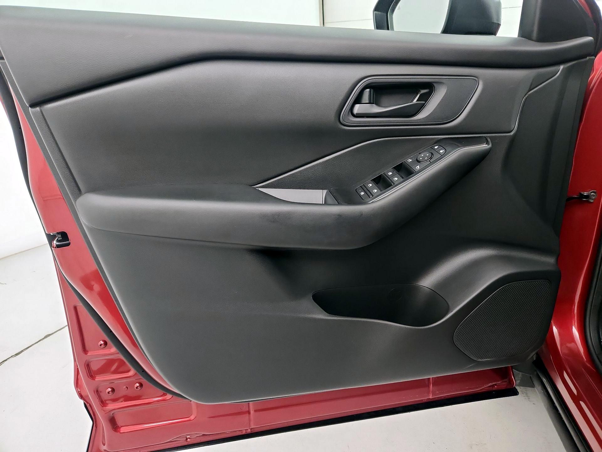 Thumbnail: 2024 Nissan Rogue - 12