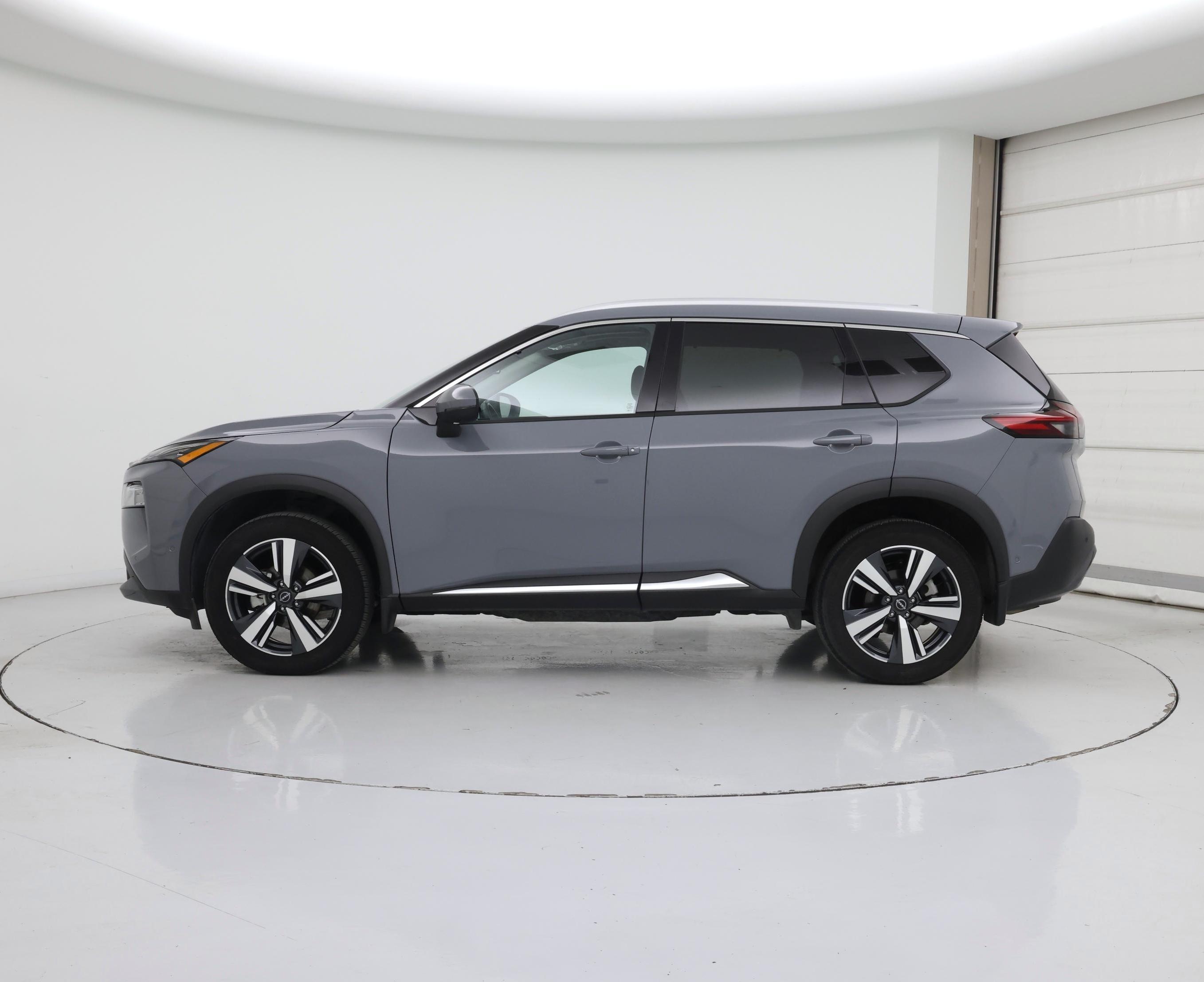 Thumbnail: 2023 Nissan Rogue - 3