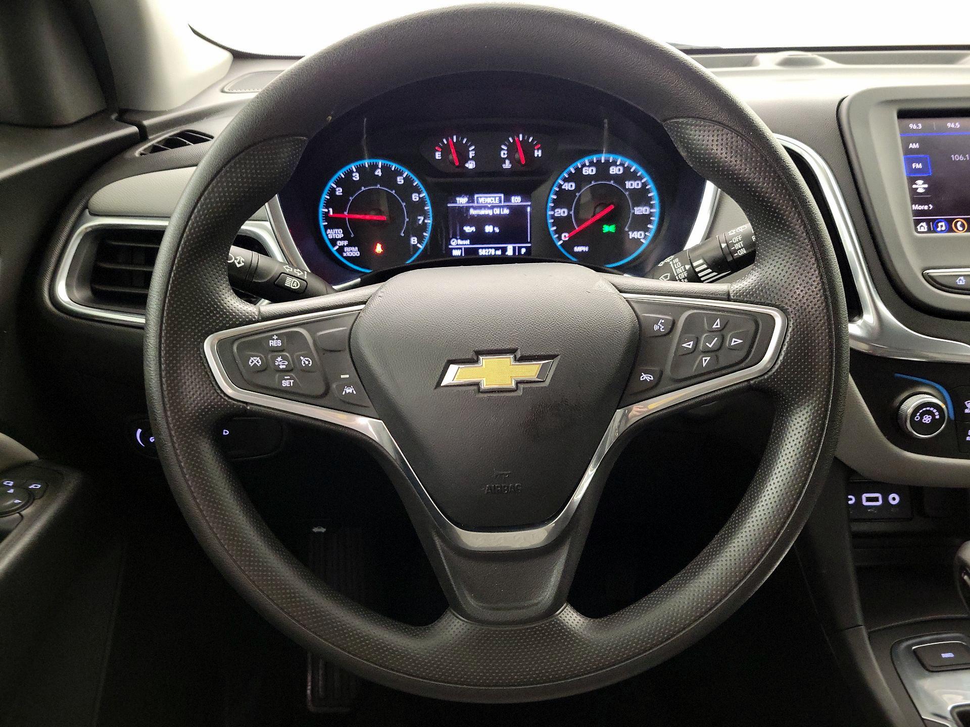 Thumbnail: 2022 Chevrolet Equinox - 10