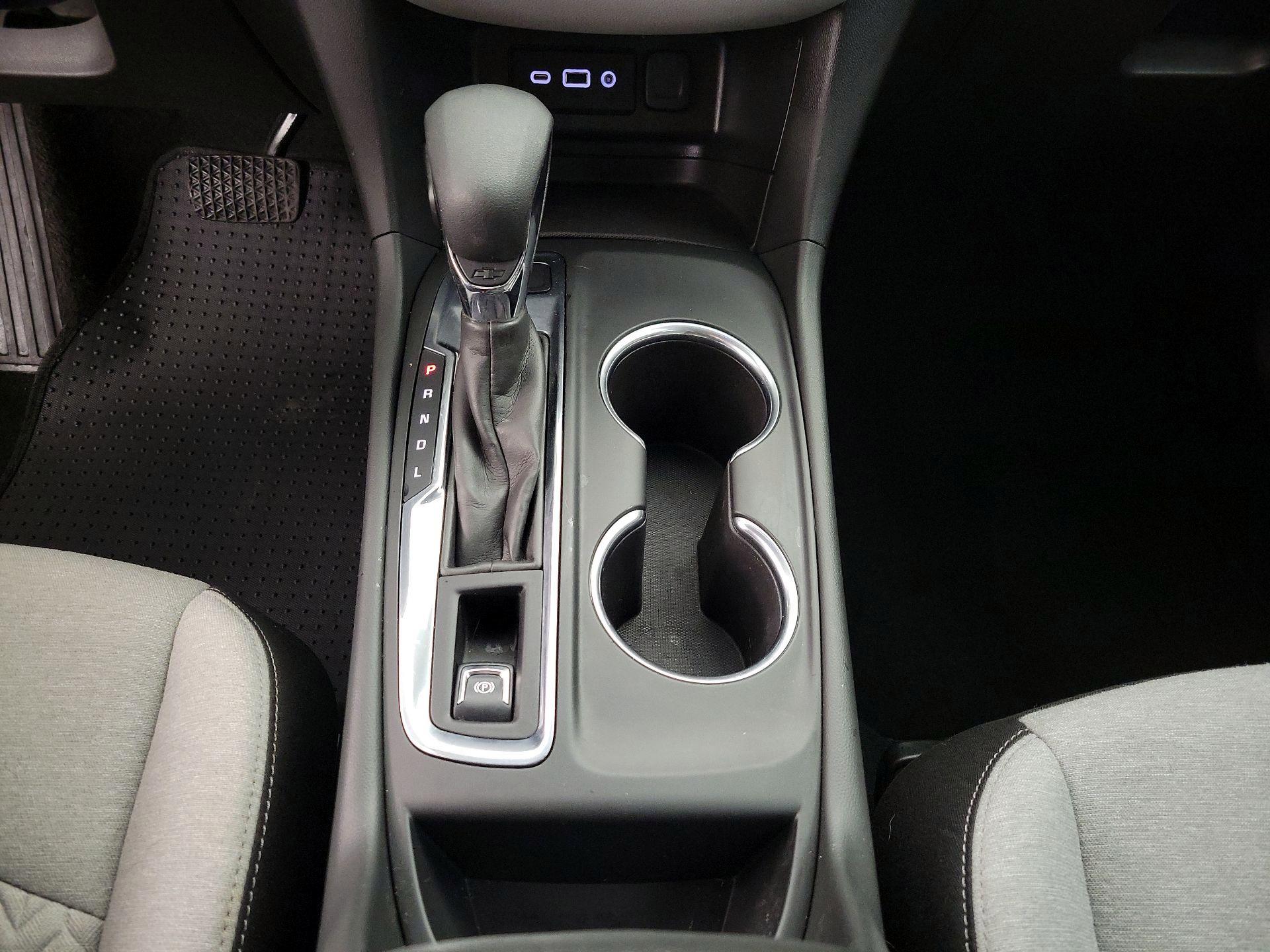 Thumbnail: 2022 Chevrolet Equinox - 17