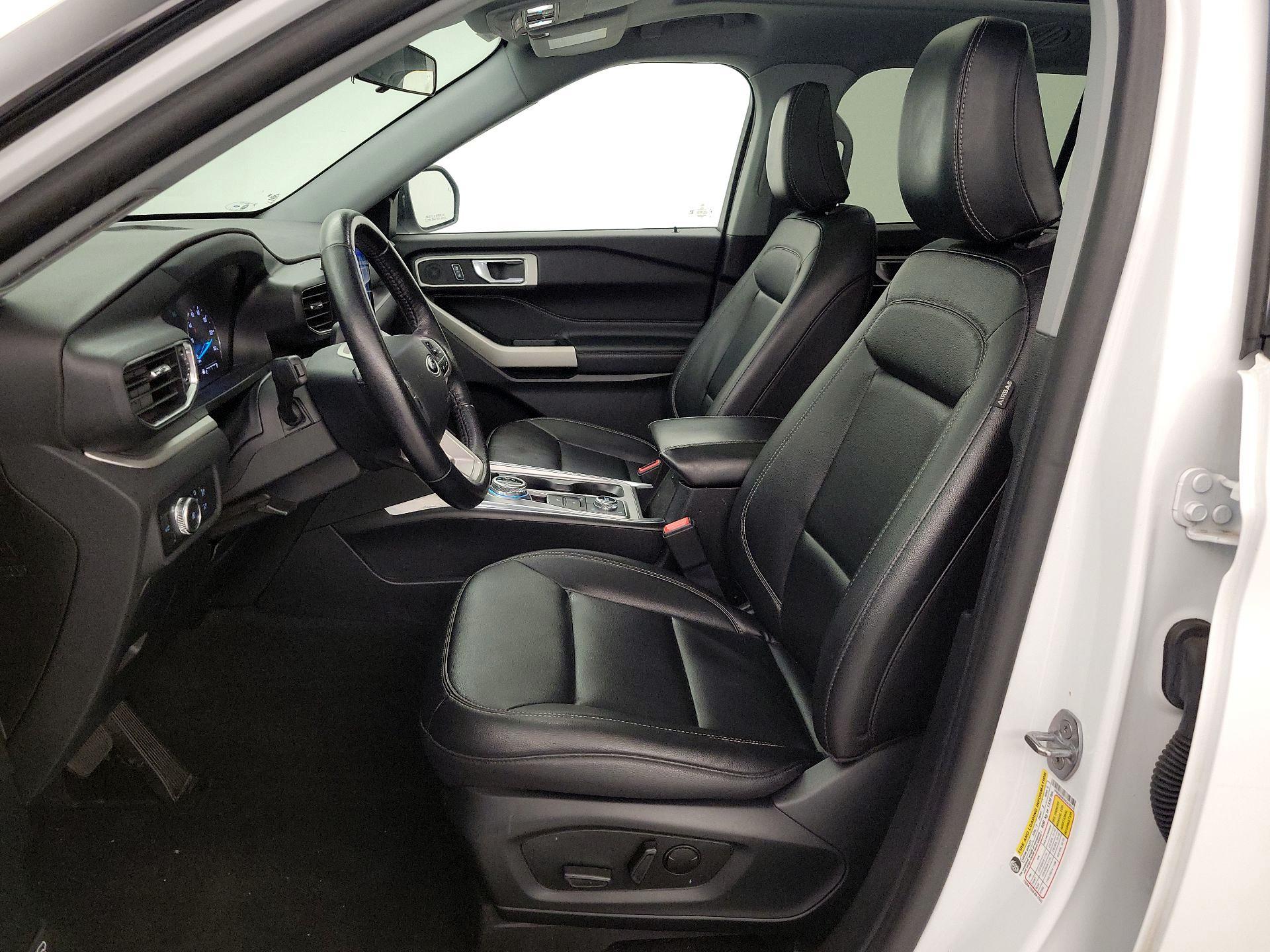 Thumbnail: 2021 Ford Explorer - 11
