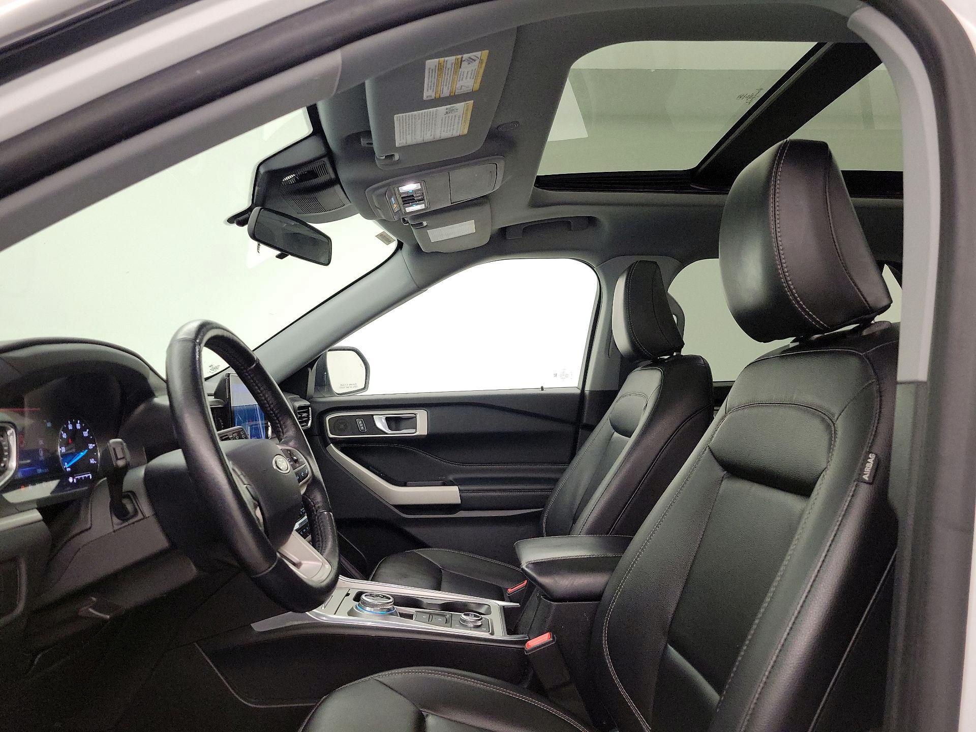 Thumbnail: 2021 Ford Explorer - 19
