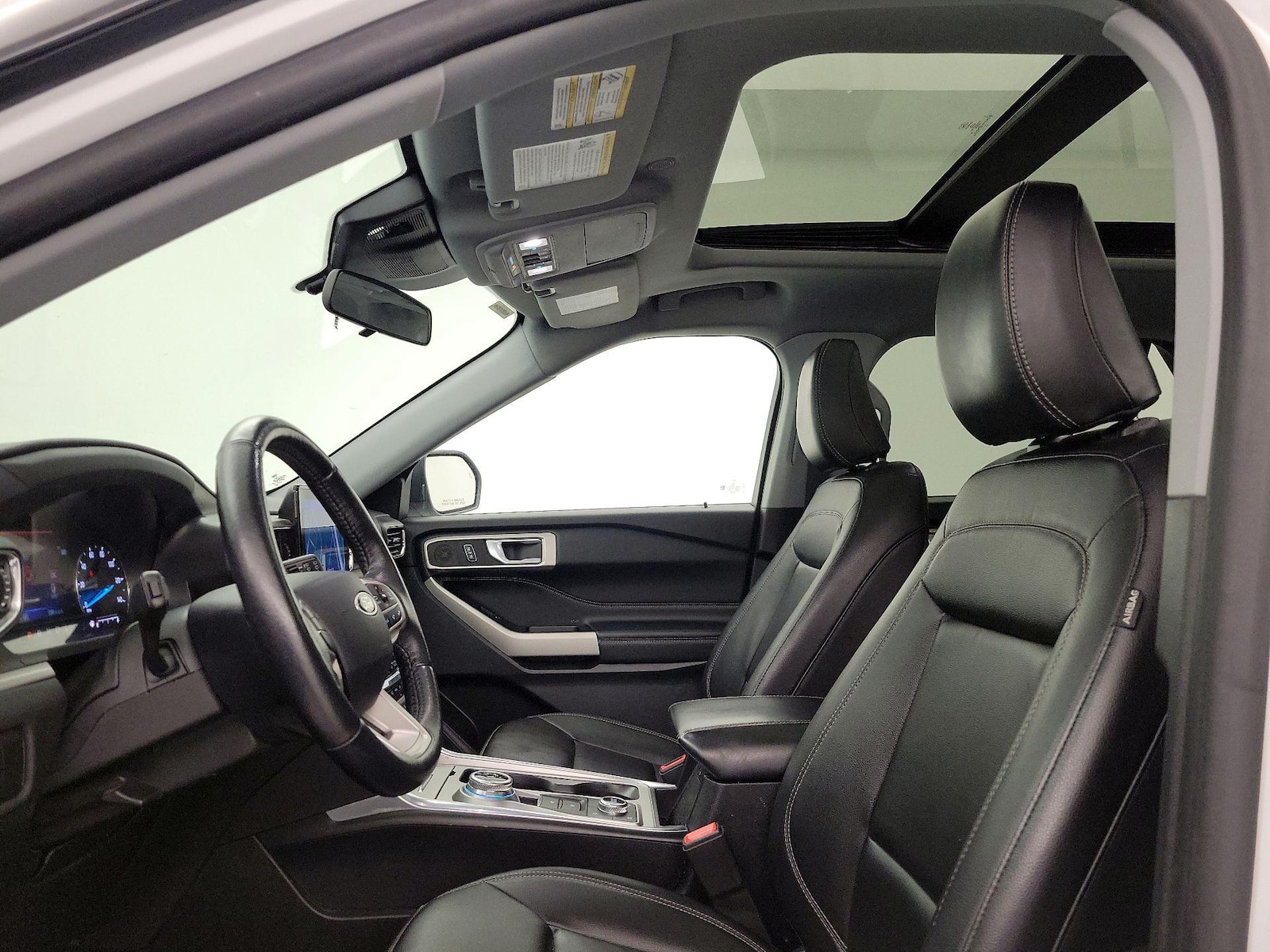 2021 Ford Explorer XLT - Photo 20