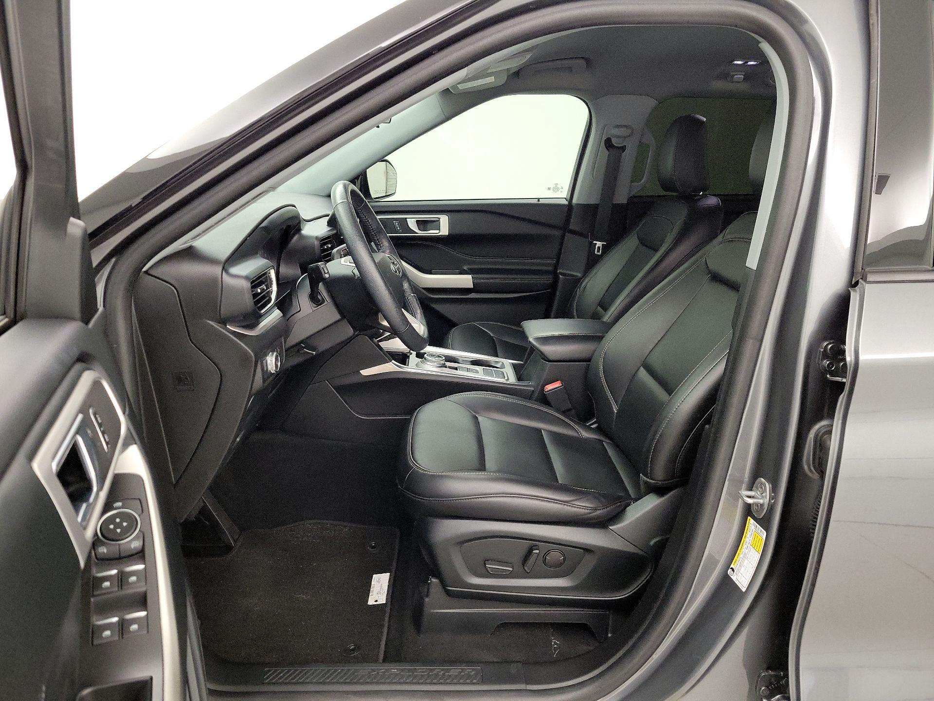 Thumbnail: 2022 Ford Explorer - 11