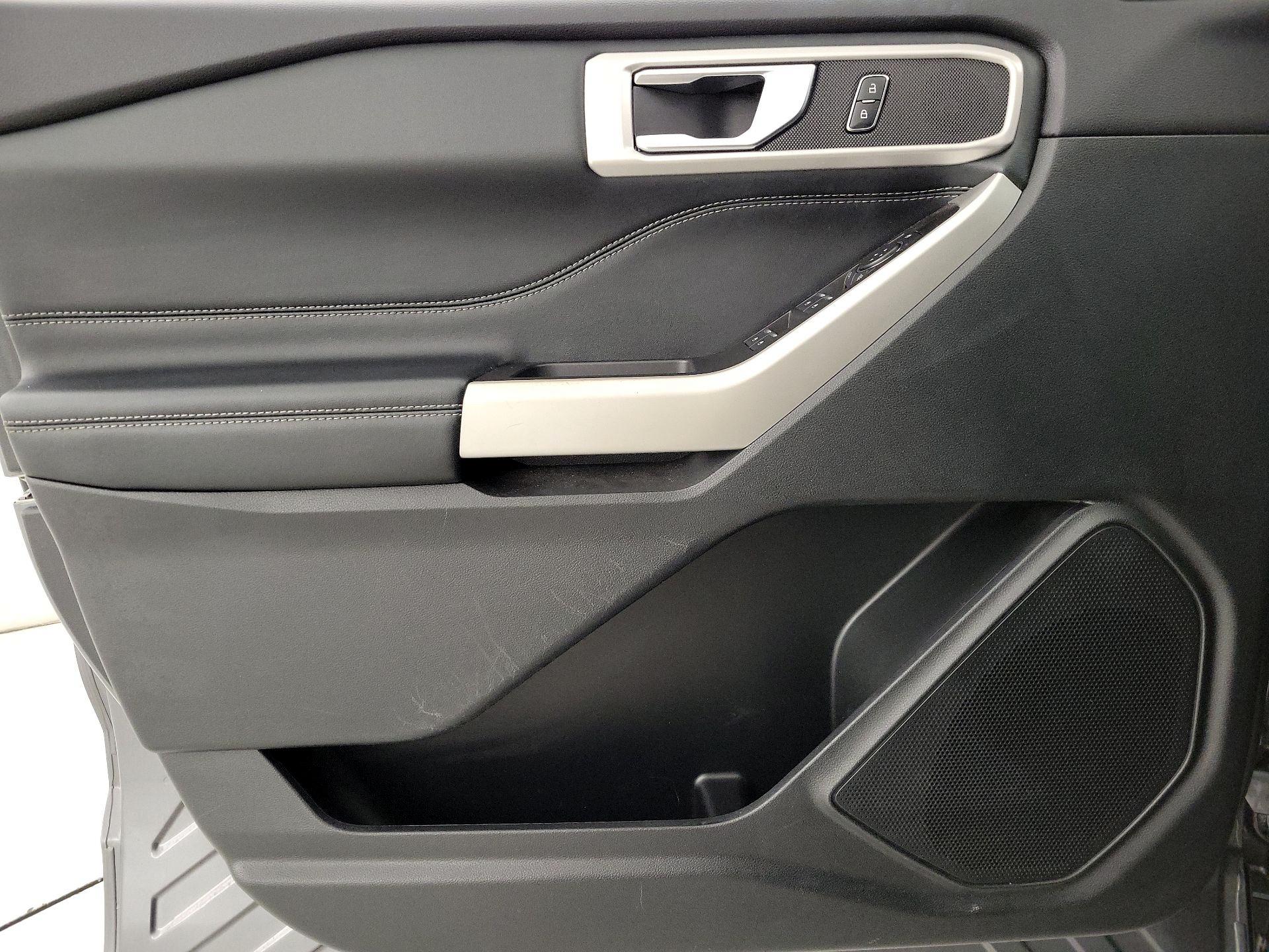 Thumbnail: 2022 Ford Explorer - 12