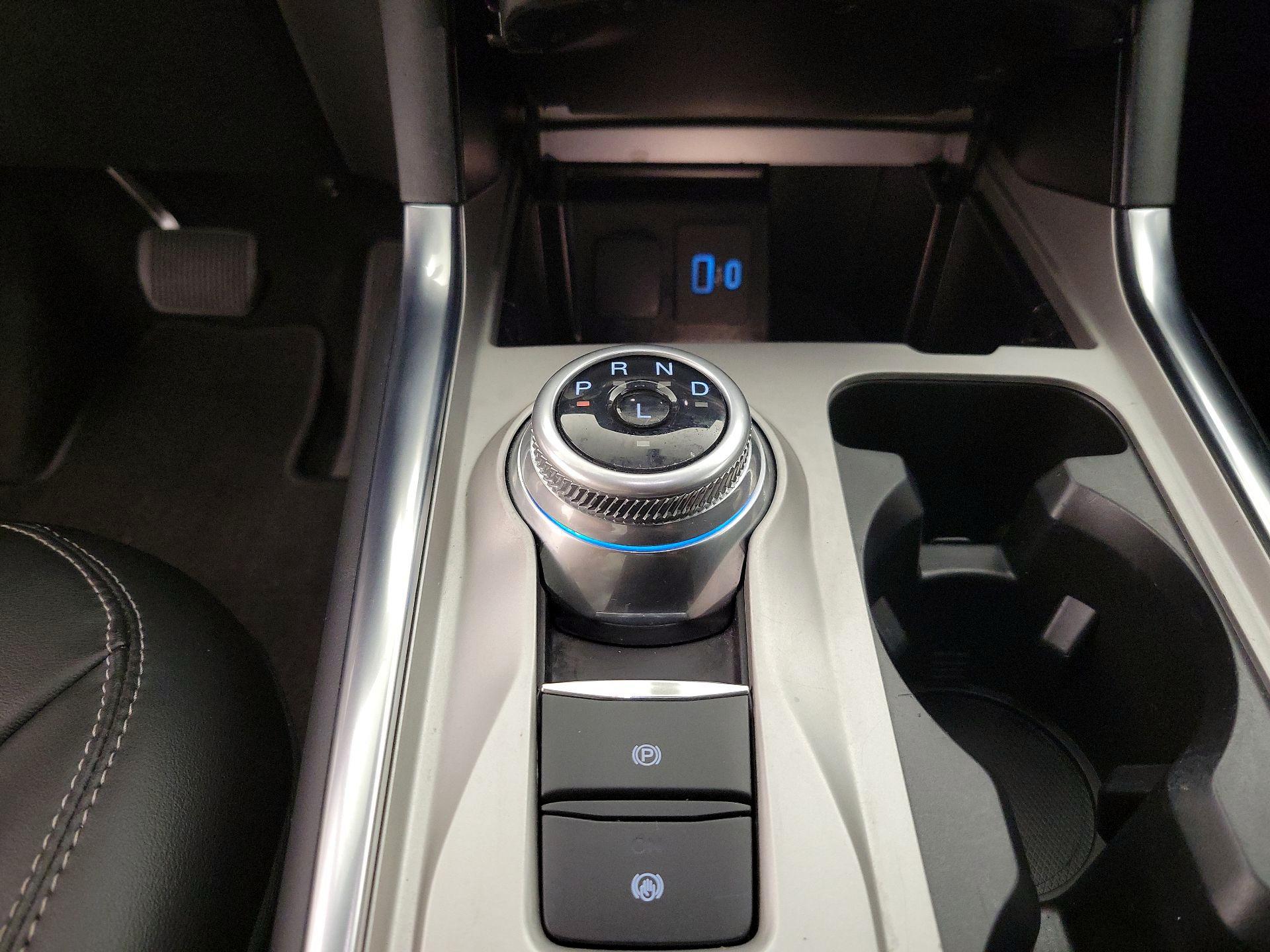 Thumbnail: 2022 Ford Explorer - 17