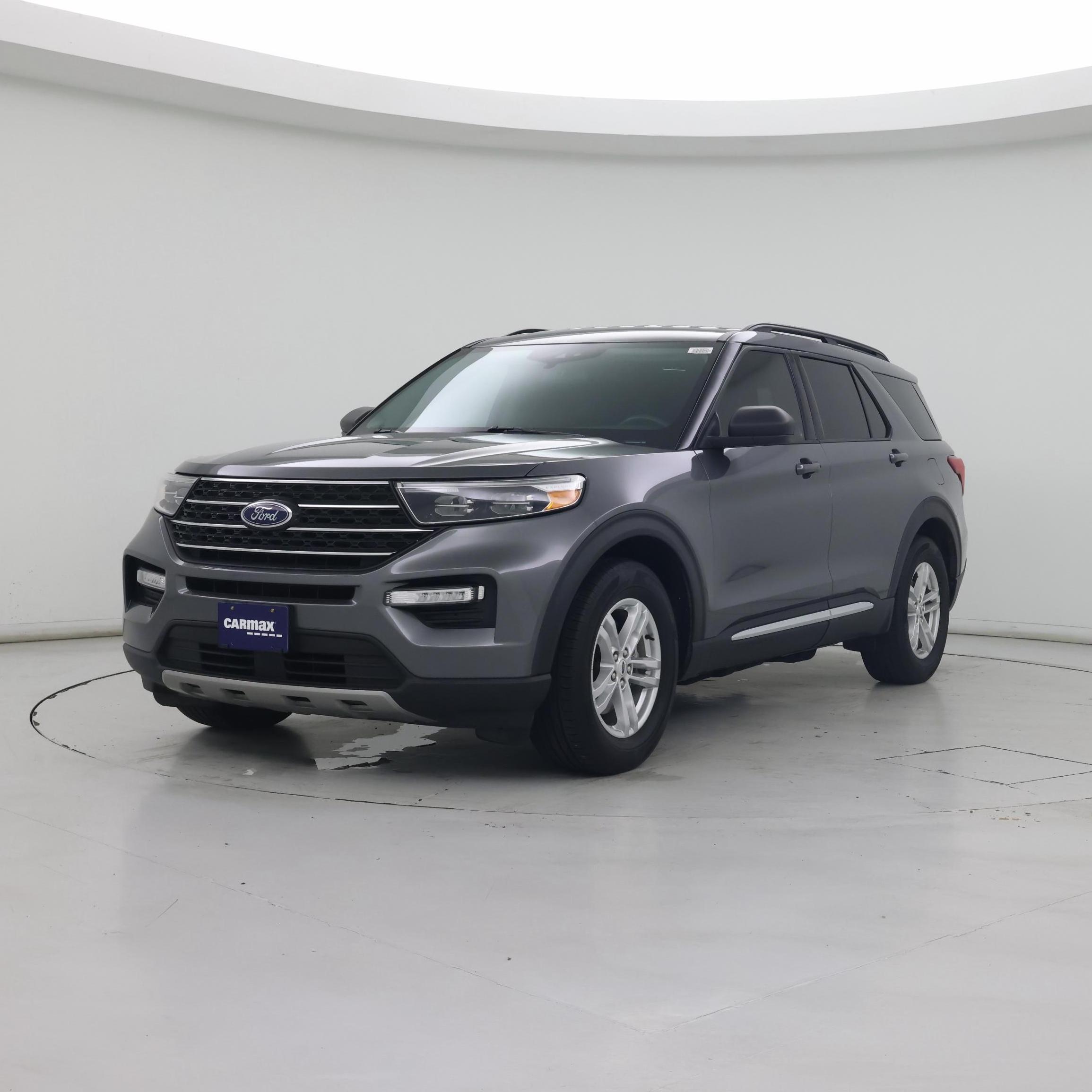 Thumbnail: 2022 Ford Explorer - 4