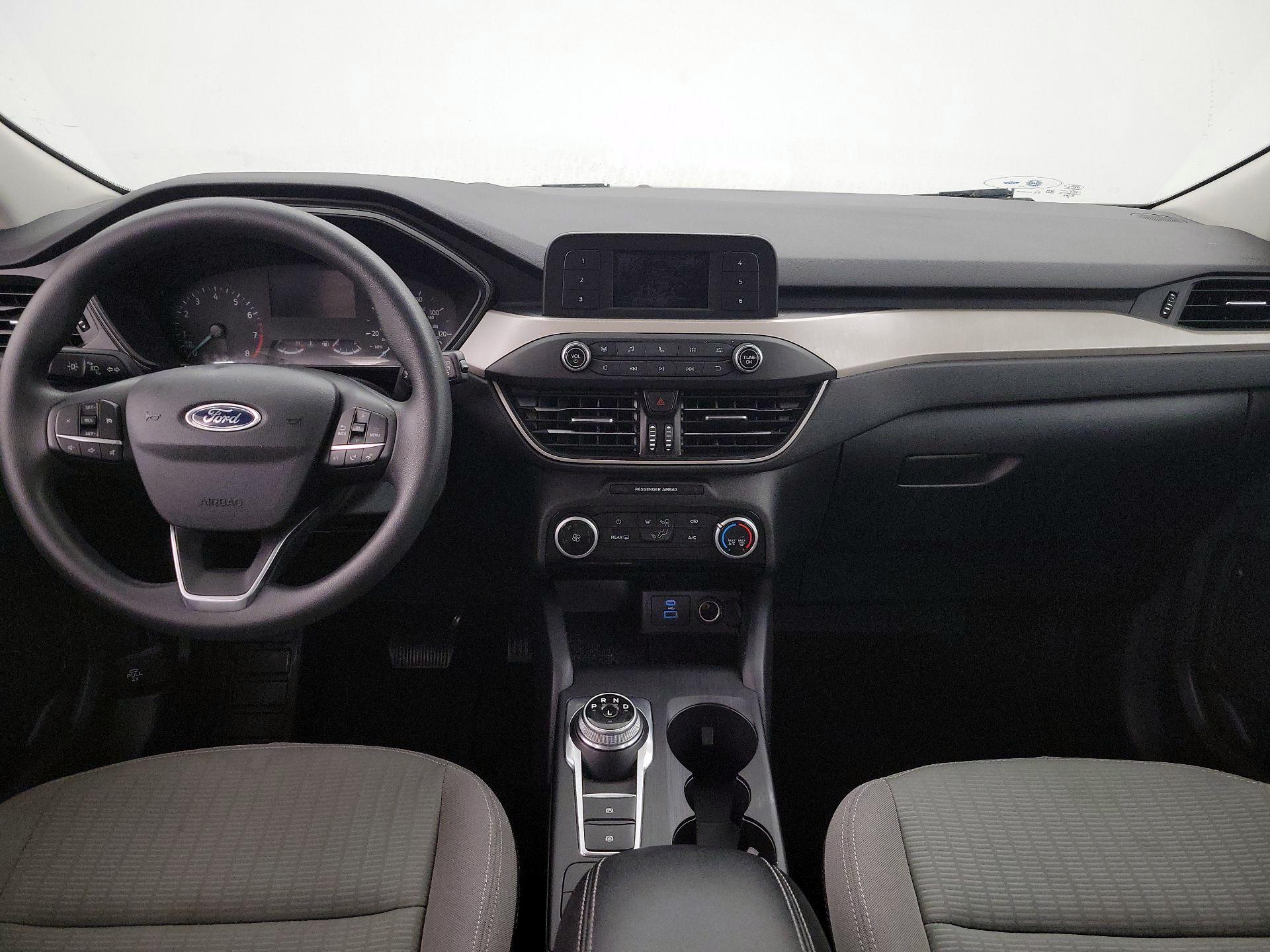 Thumbnail: 2022 Ford Escape - 9