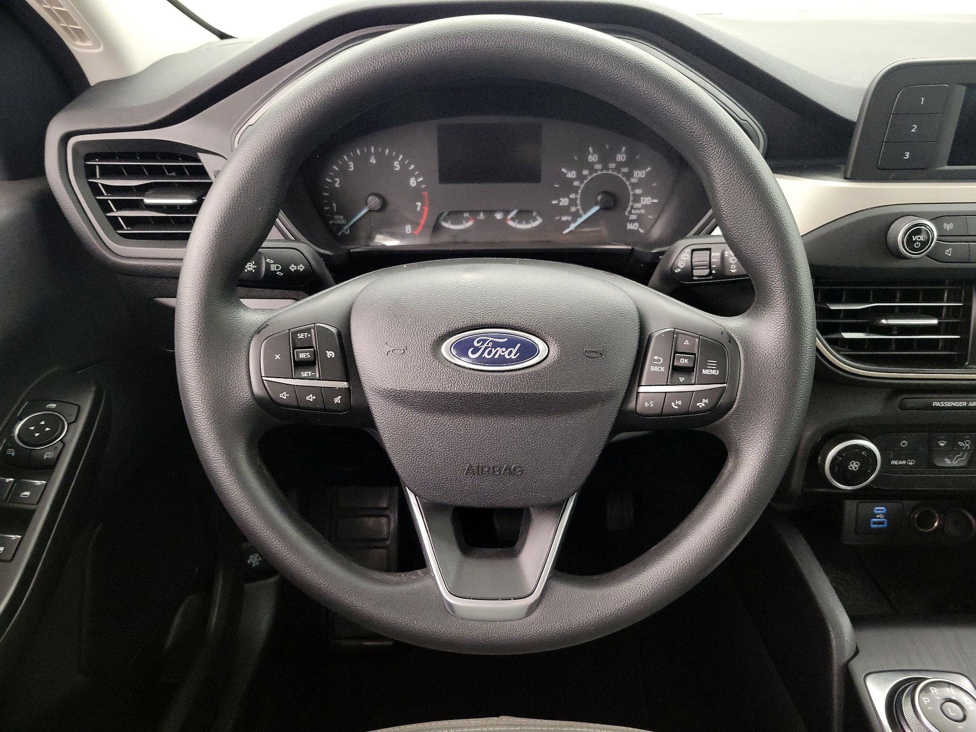 Thumbnail: 2022 Ford Escape - 10