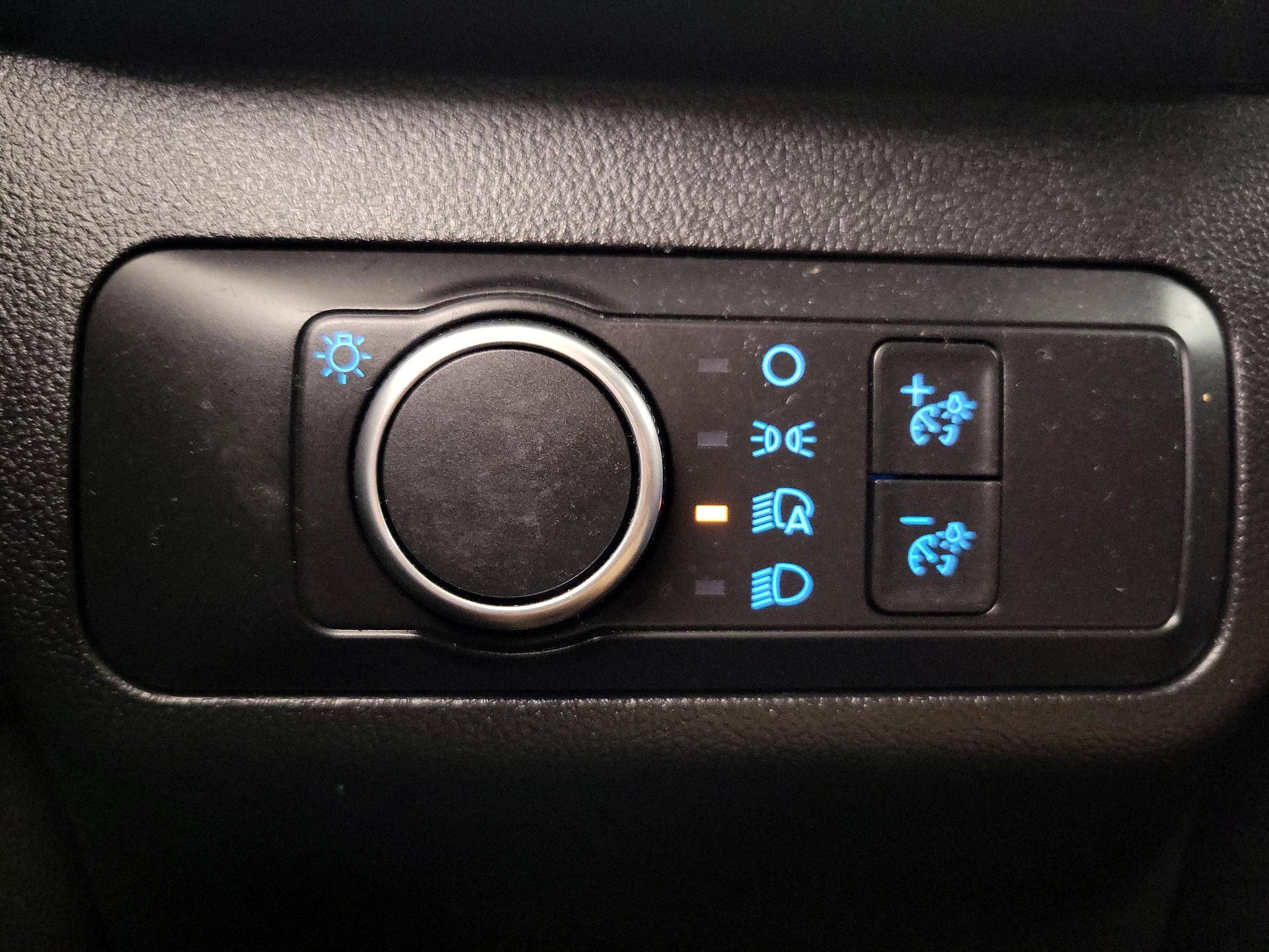 Thumbnail: 2022 Ford Escape - 13