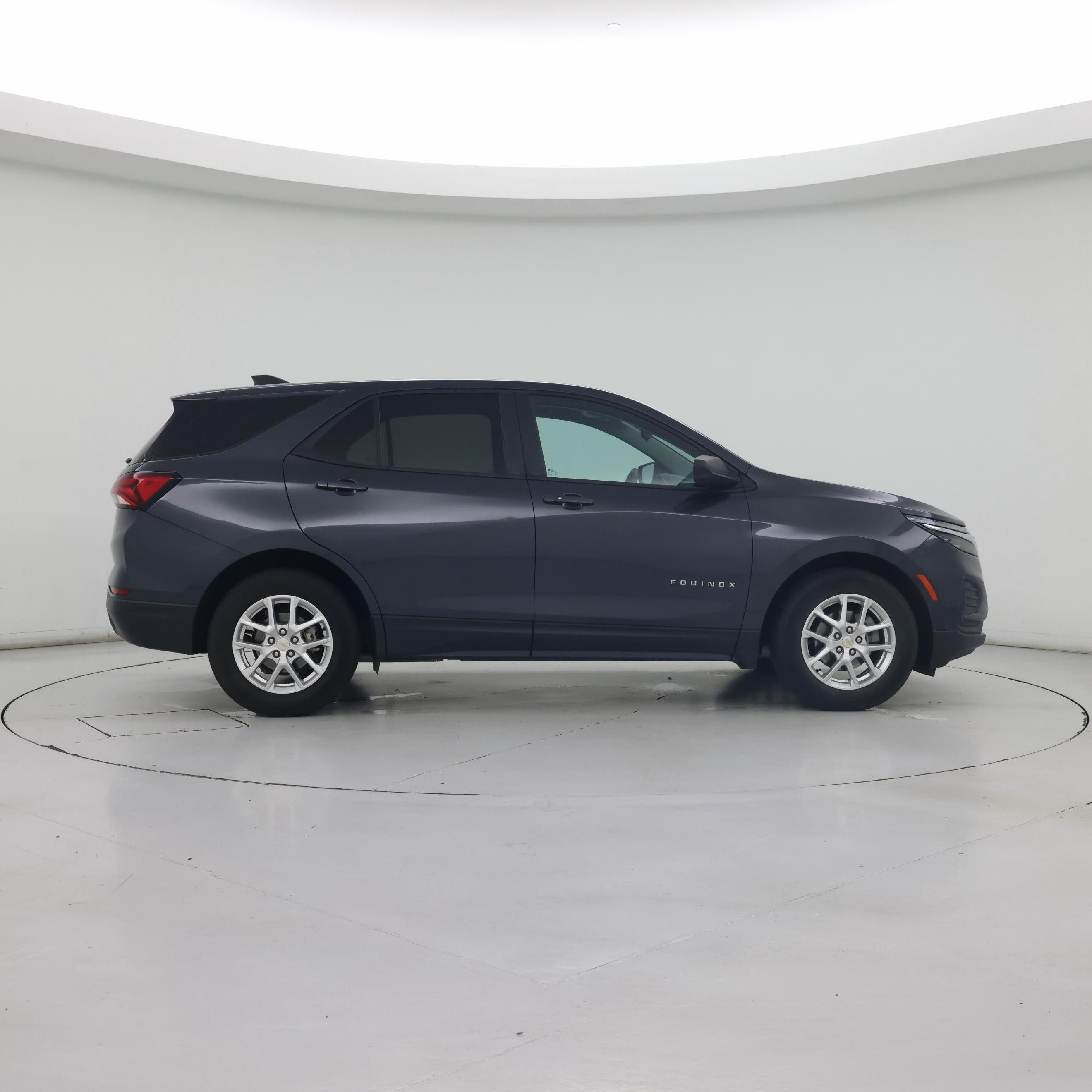 Thumbnail: 2022 Chevrolet Equinox - 7