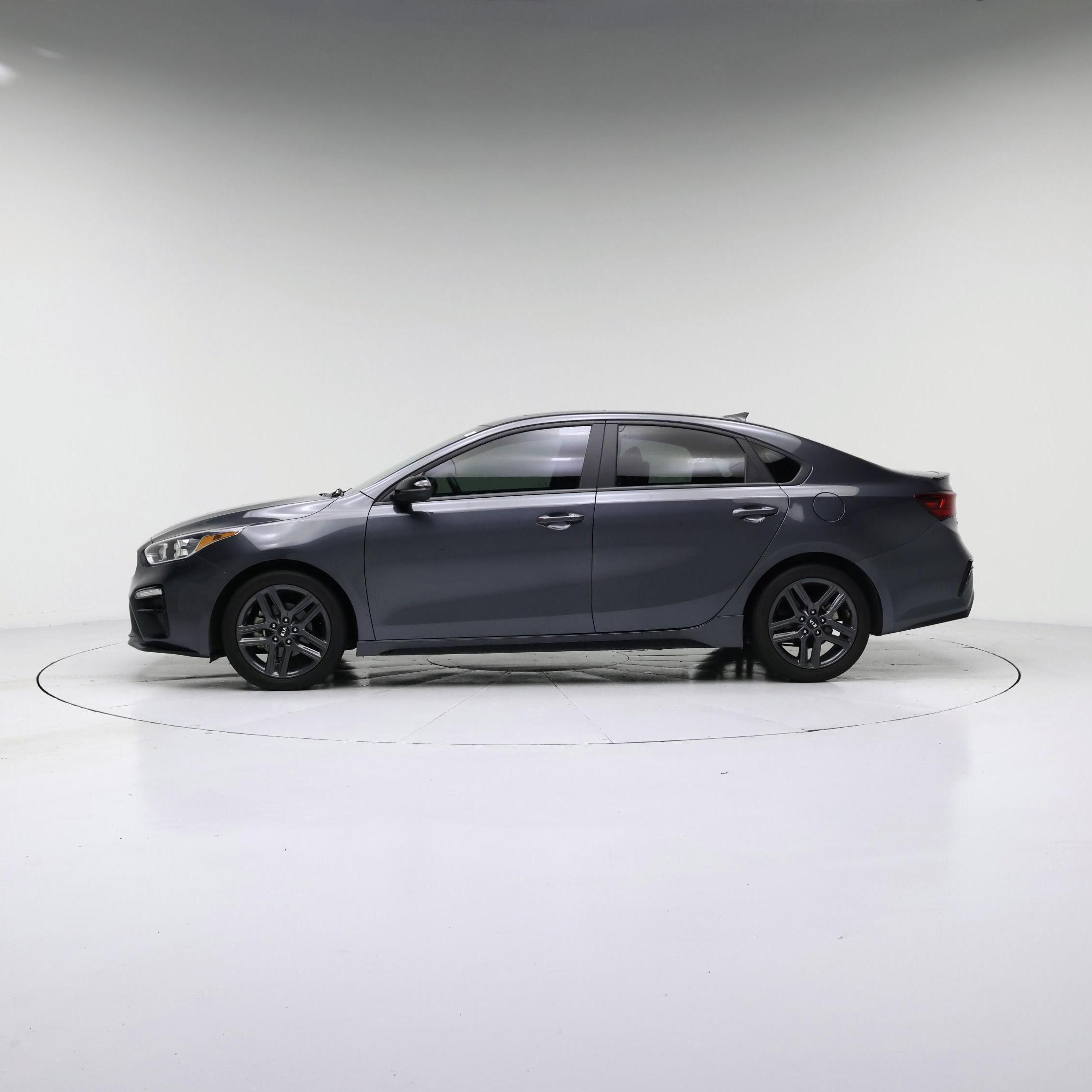 Thumbnail: 2021 Kia Forte - 3