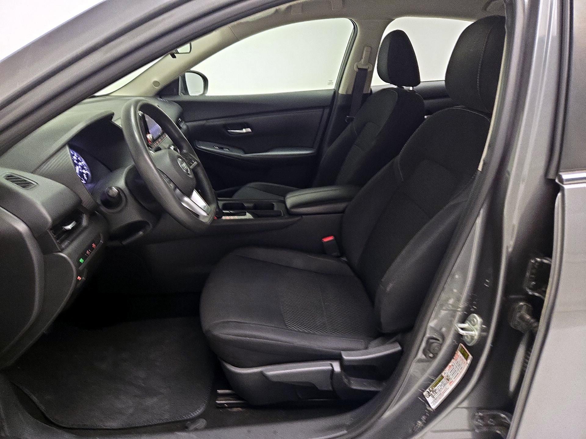 Thumbnail: 2021 Nissan Sentra - 11